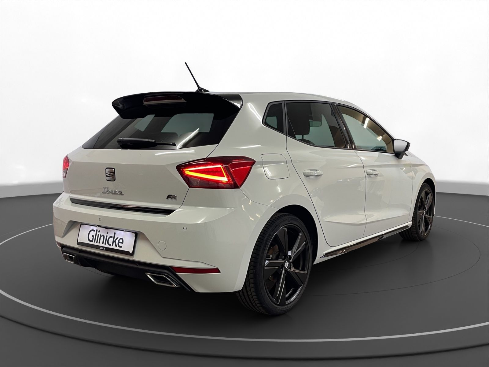 Seat - Ibiza_4