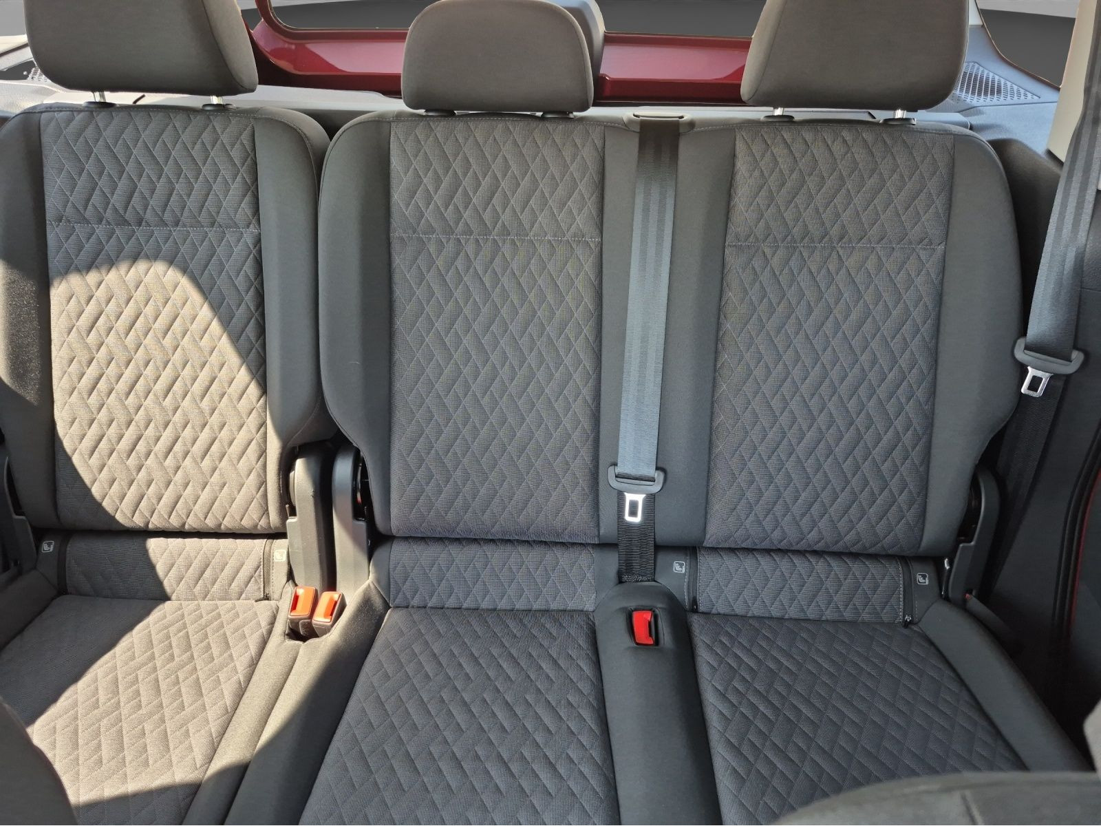 Volkswagen - Caddy_4