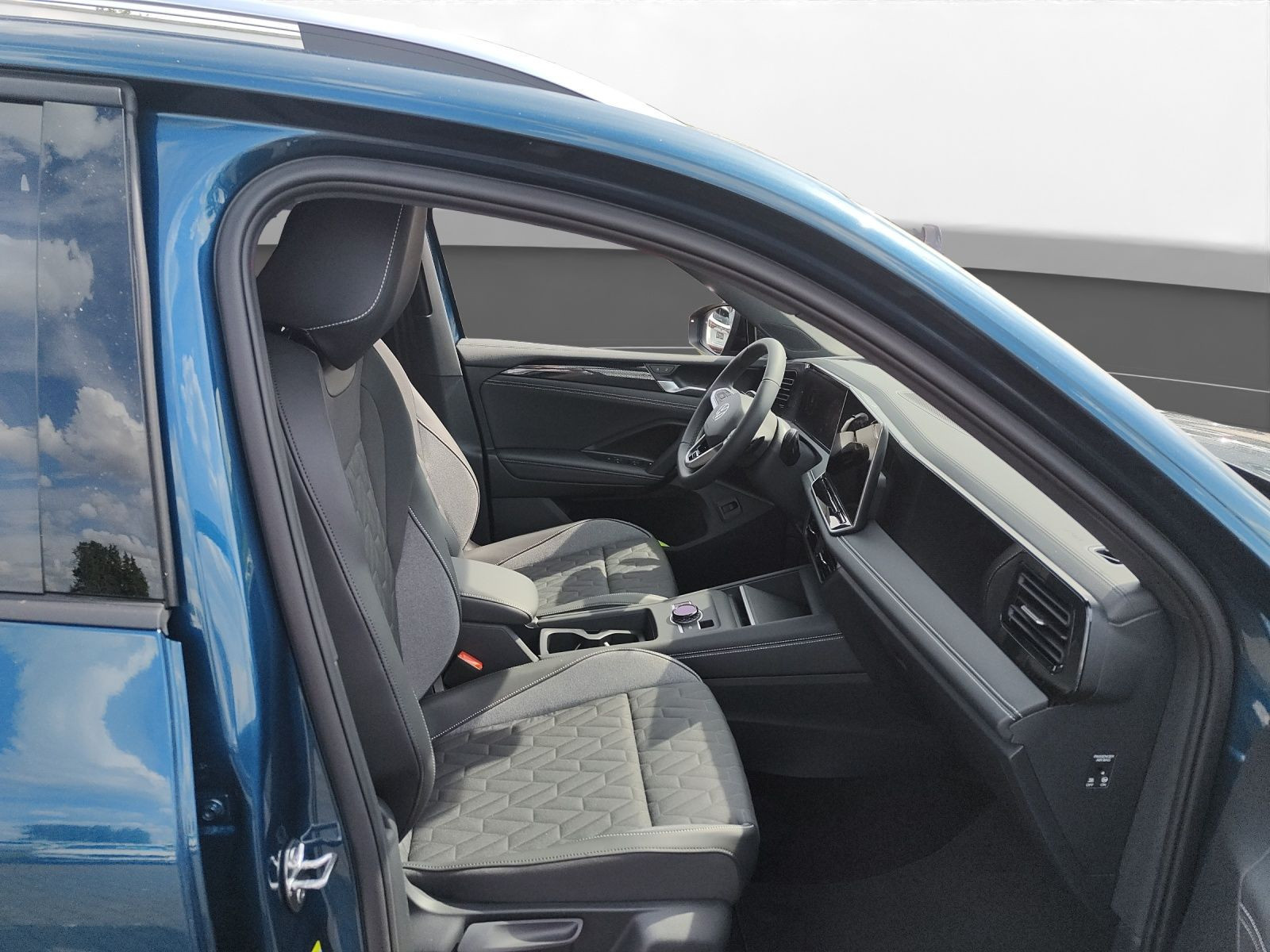Volkswagen - Tiguan_13
