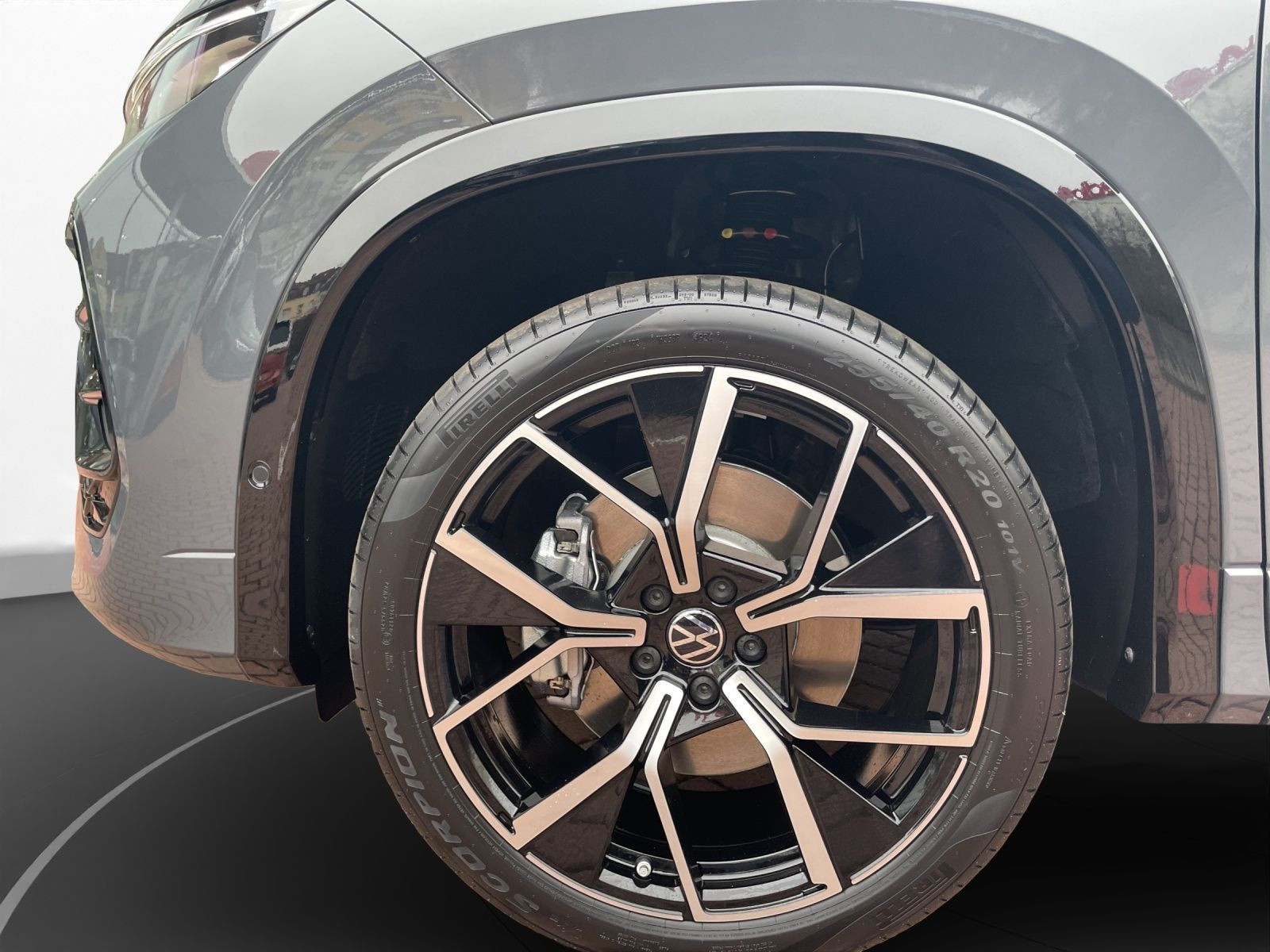 Volkswagen - Tayron_5