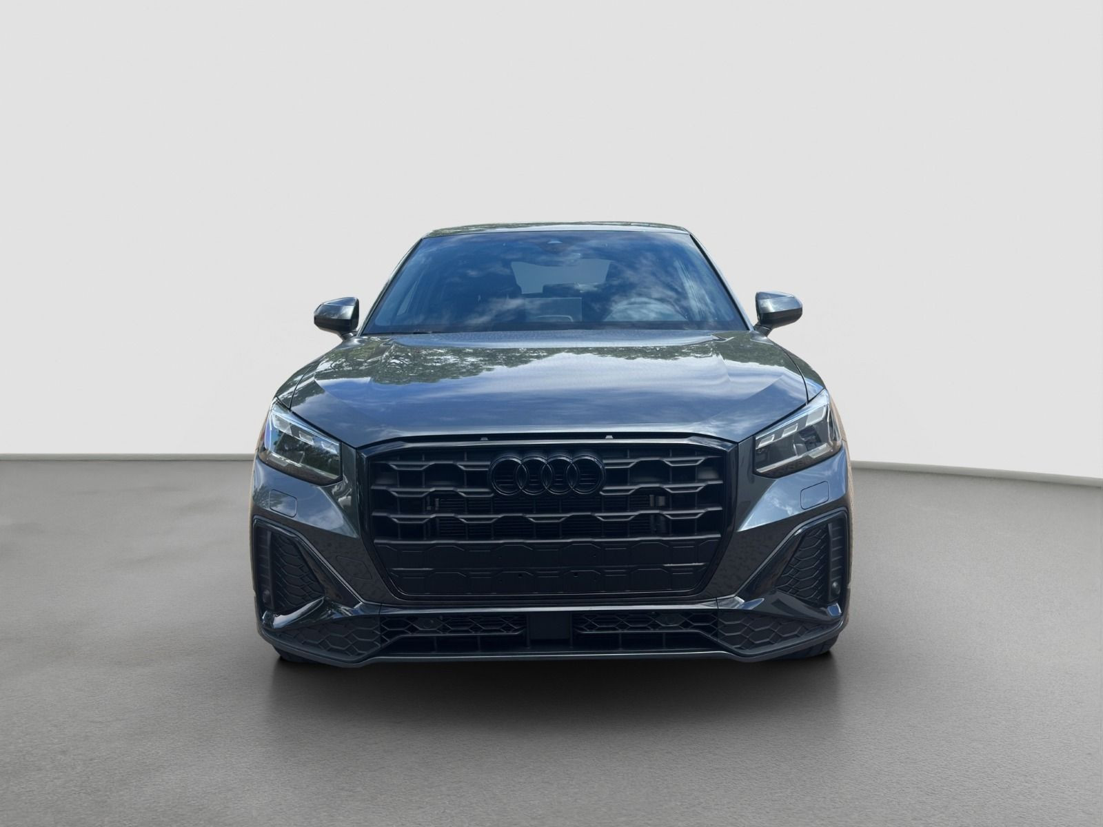 Audi - Q2_4