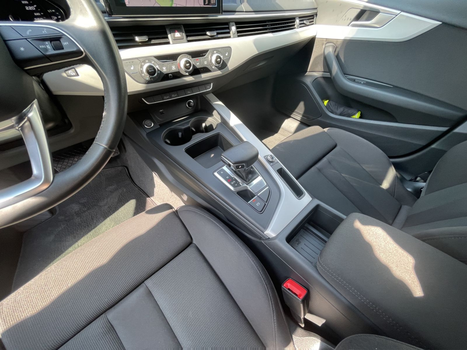 Audi - A4 Avant_15