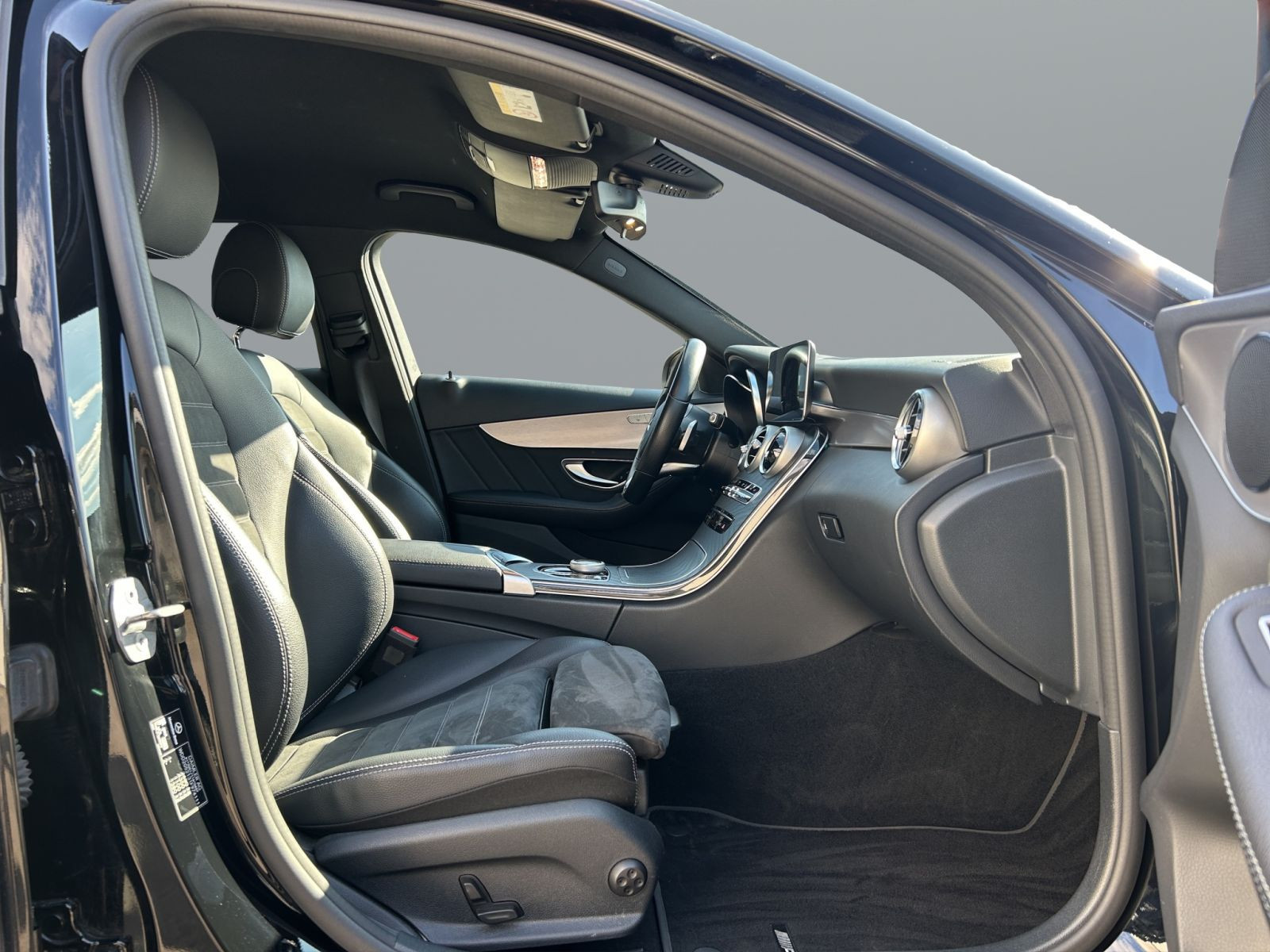 Mercedes-Benz - C 300_3