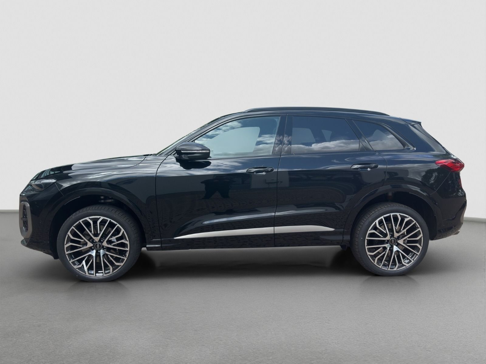 Audi - SQ5_4