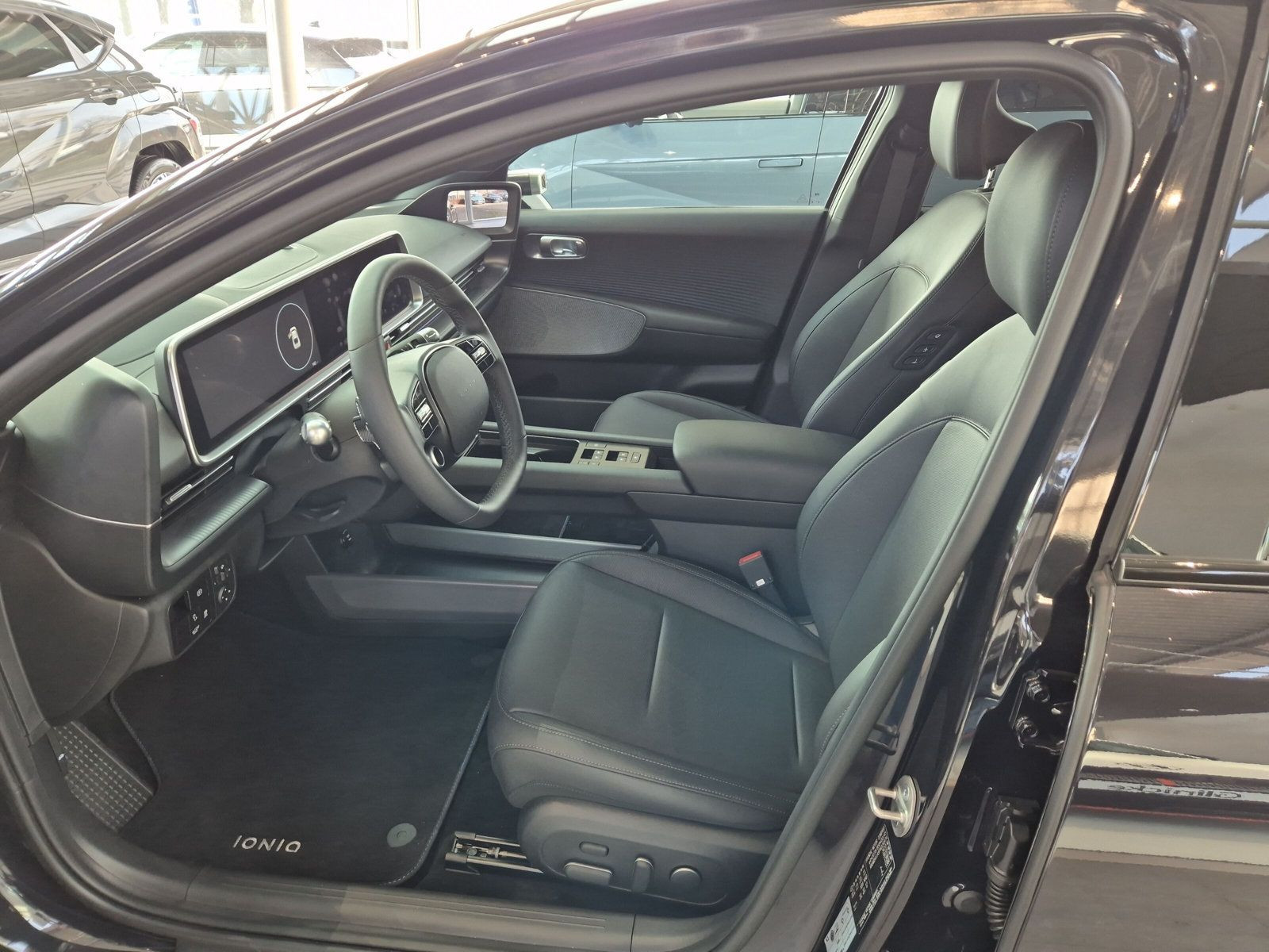 Hyundai - IONIQ 6_5