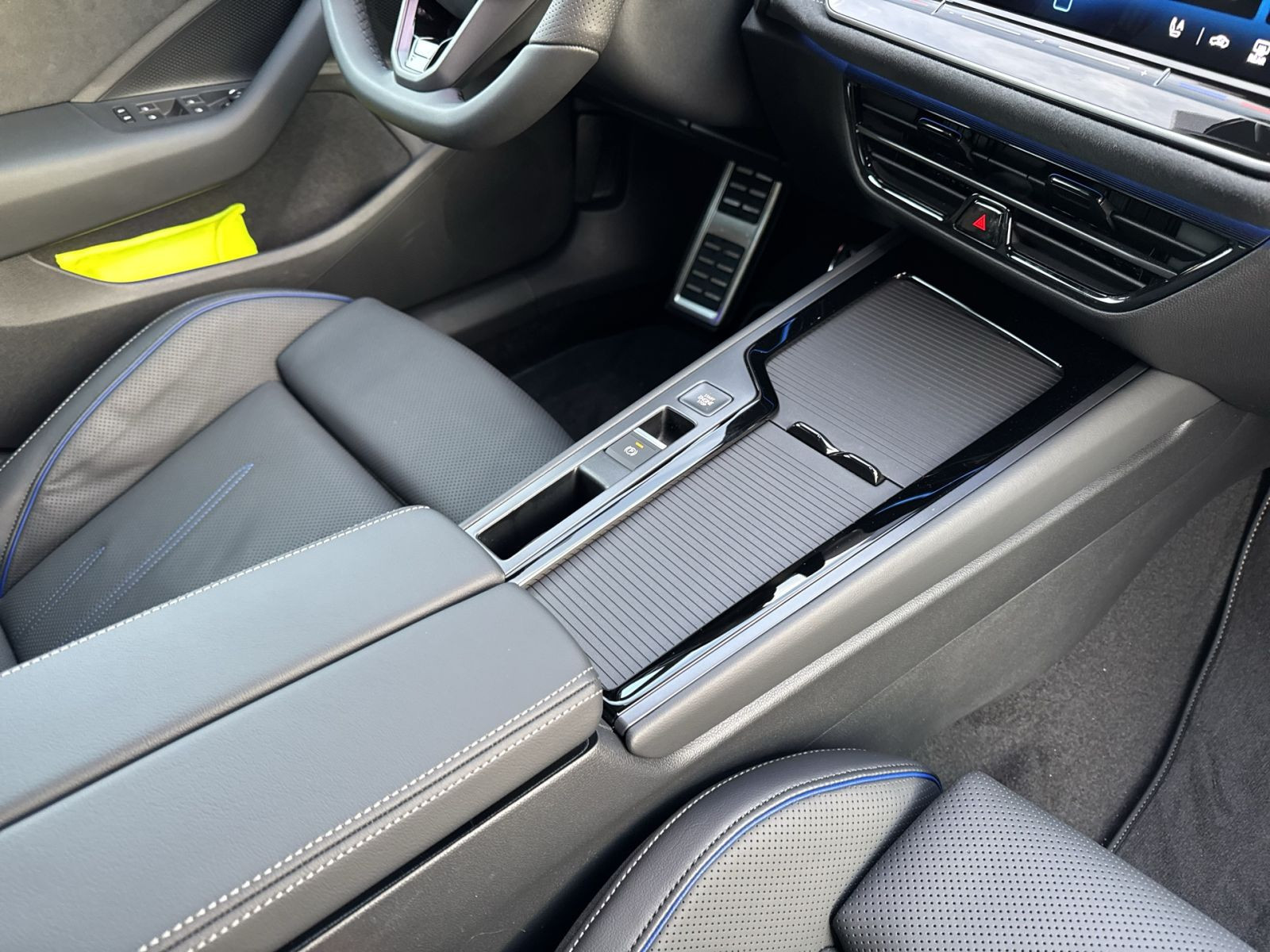 Volkswagen - Passat Variant_28