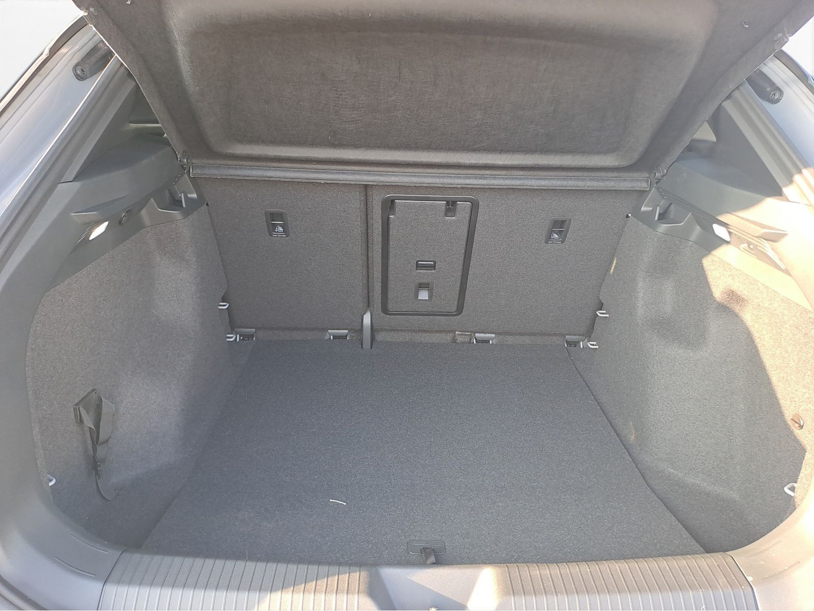 Volkswagen - ID.4_19