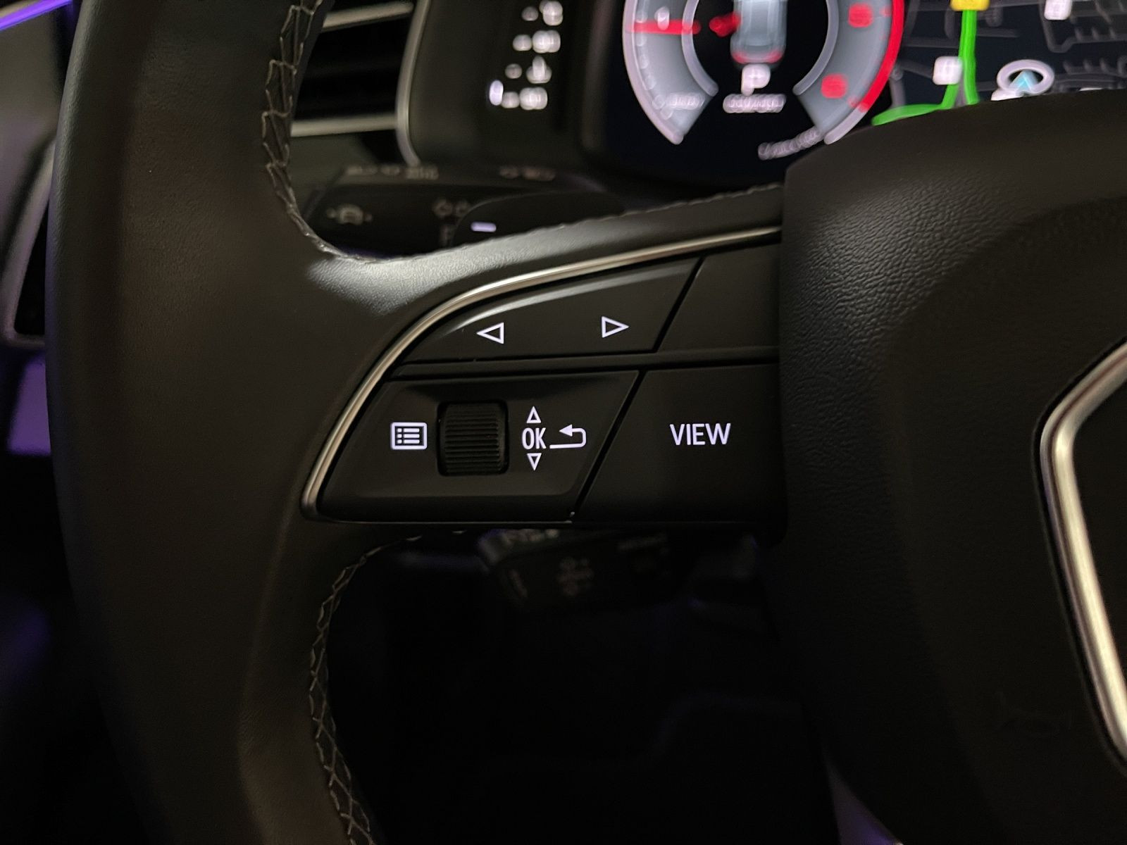 Audi - Q8_26 Audi - Q8_26