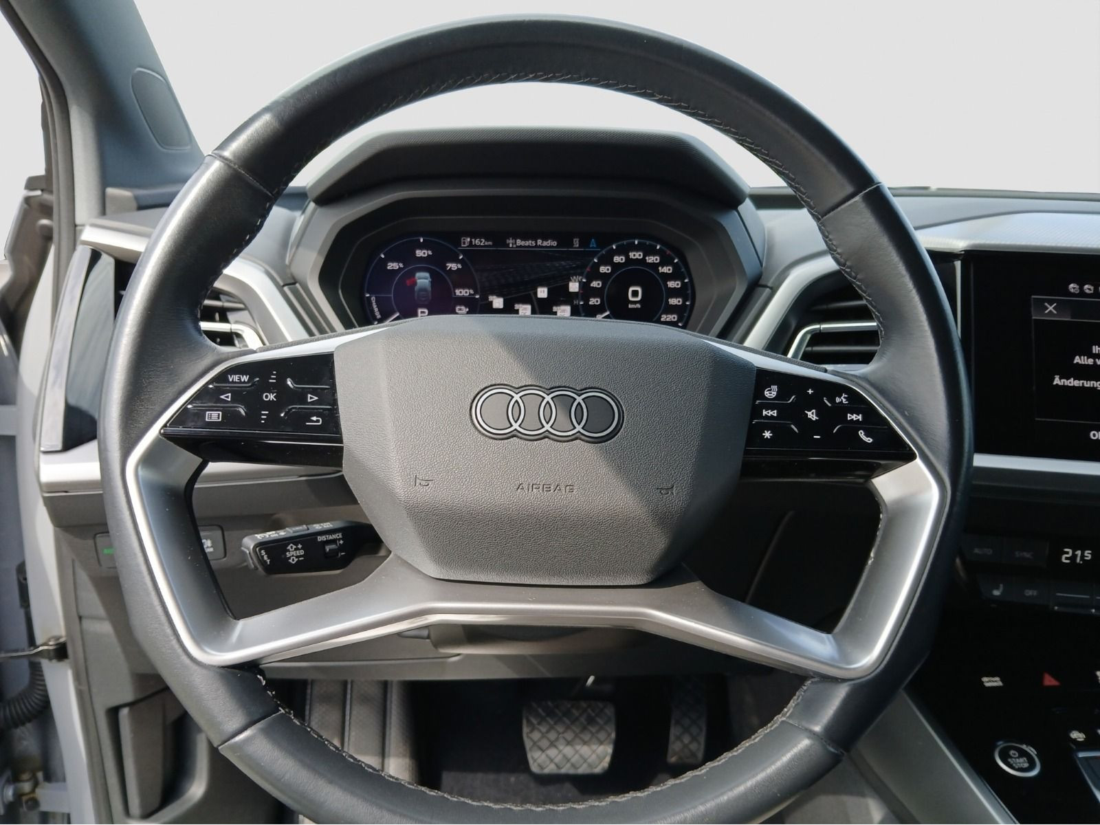 Audi - Q4 Sportback e-tron_9