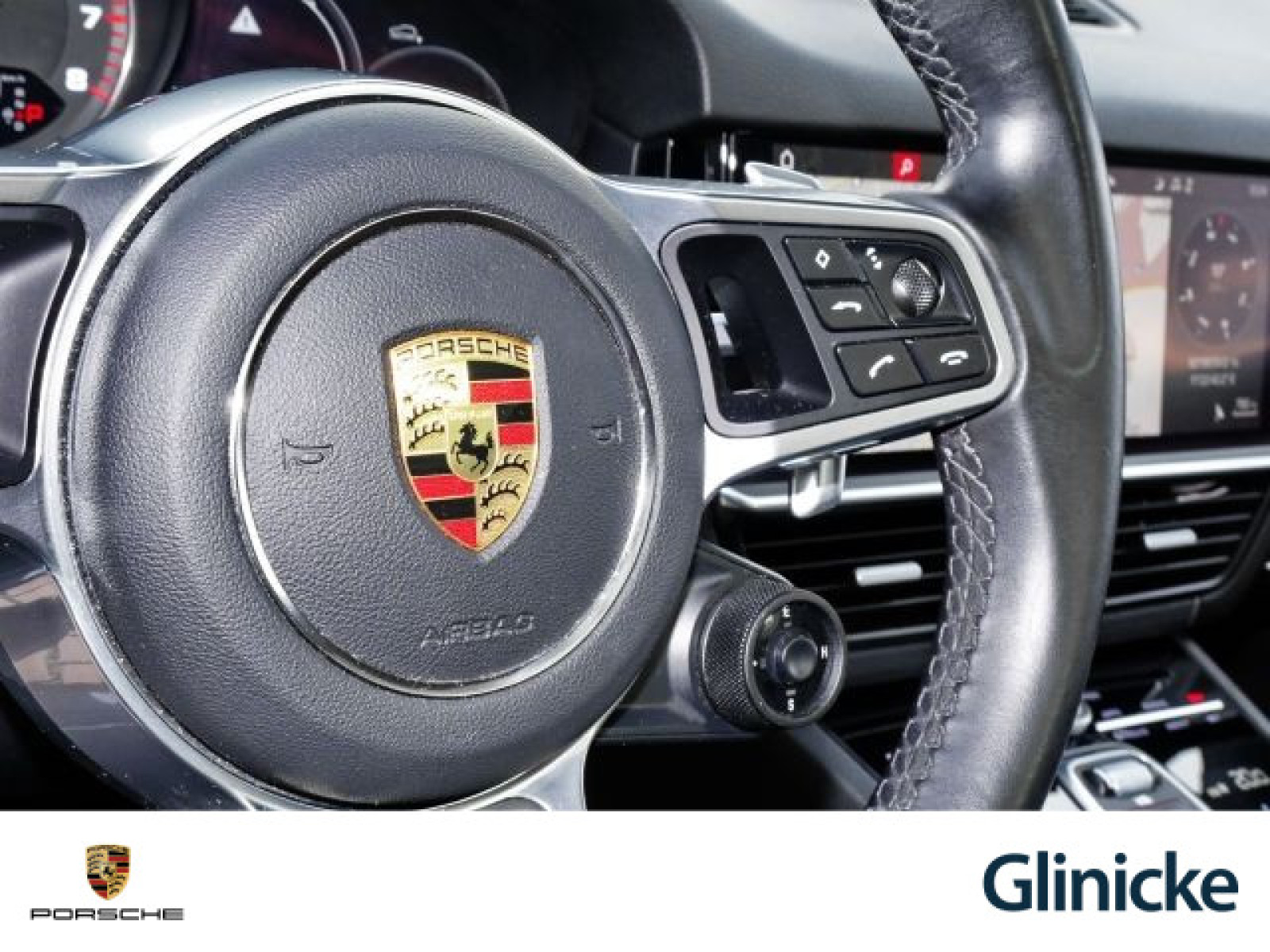 Porsche - Cayenne_24