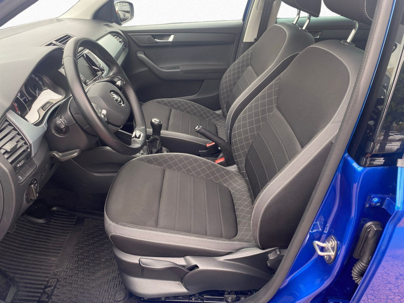 Škoda - Fabia_10