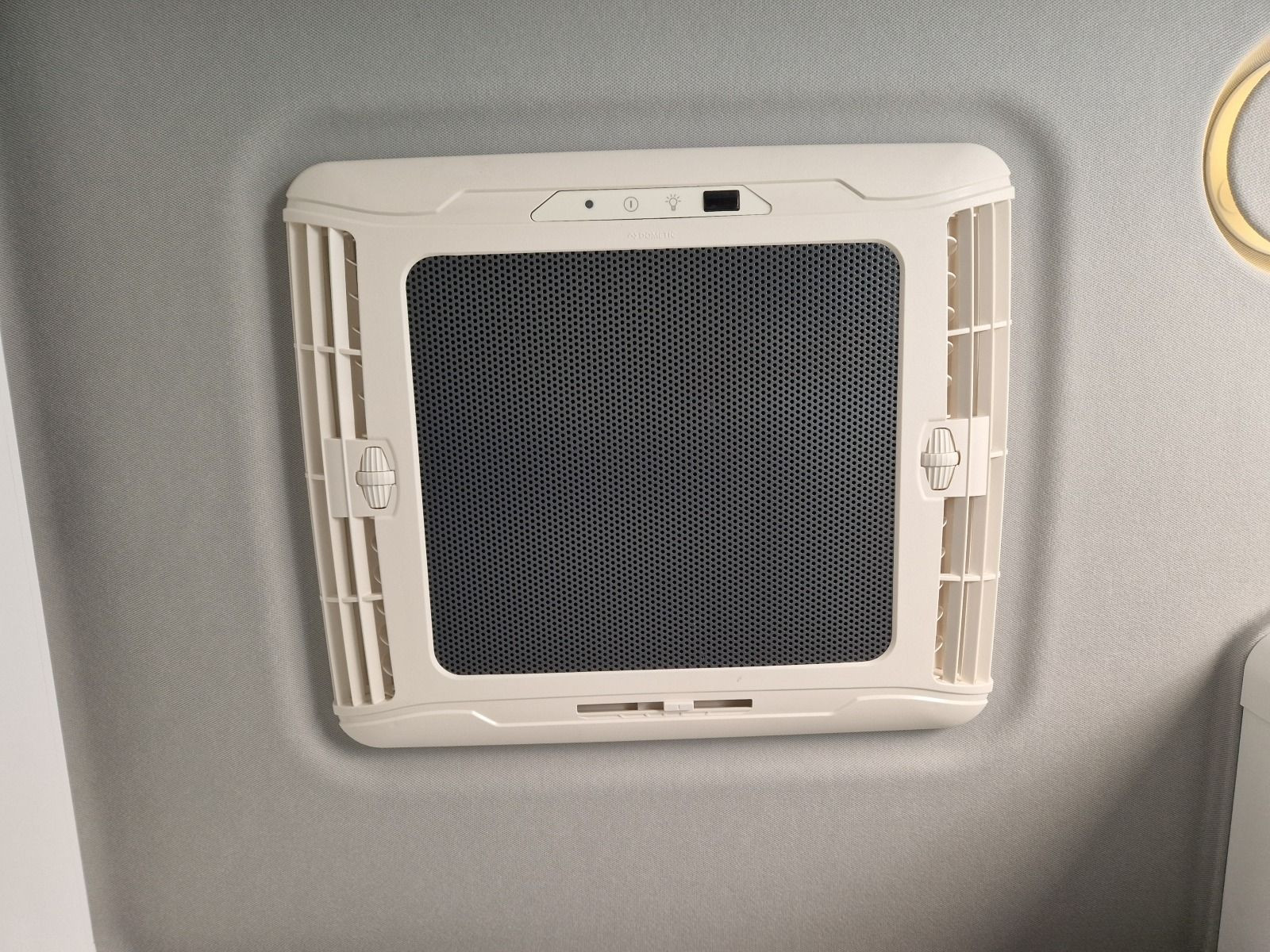 Volkswagen - Grand California 600_21