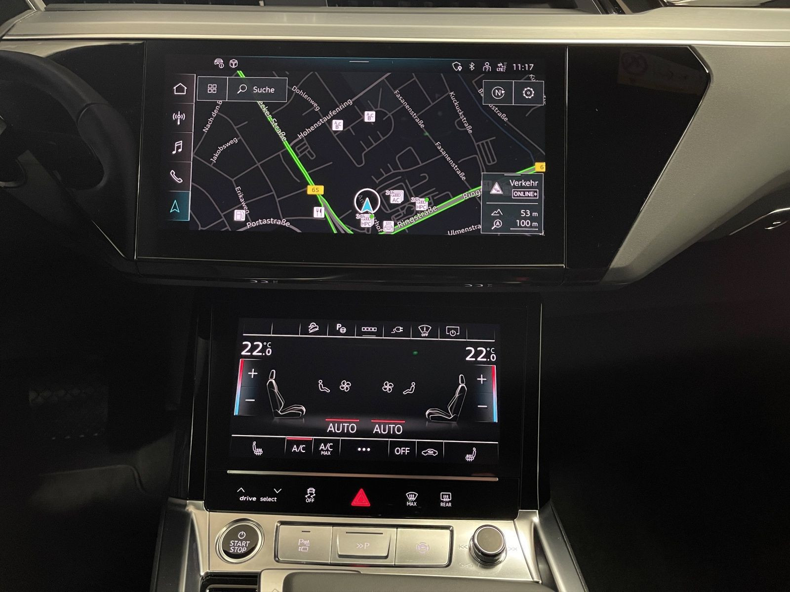 Audi - Q8 e-tron_10