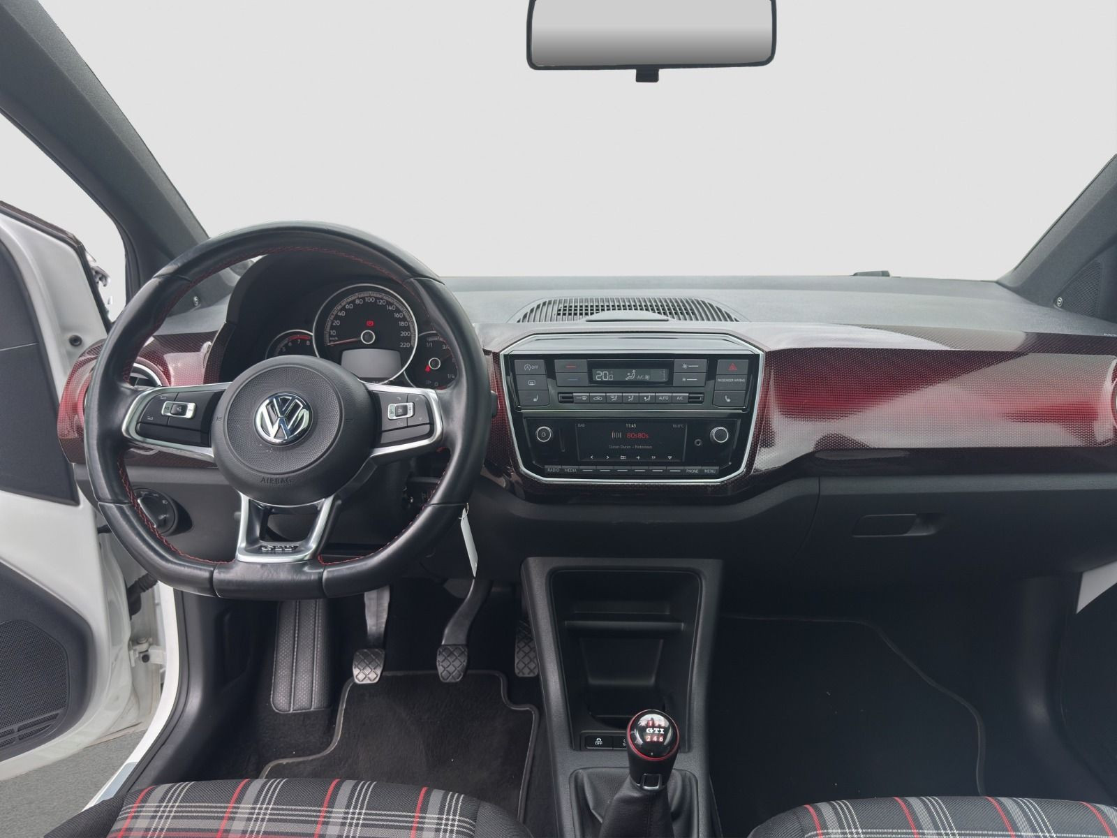 Volkswagen - up!_12