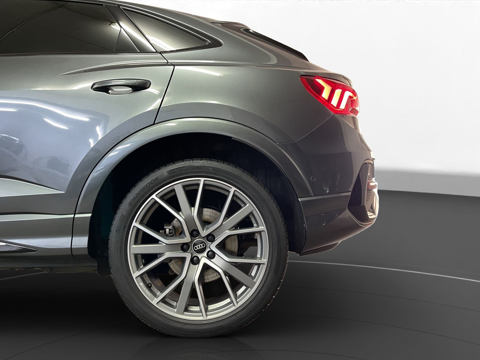 Audi - Q3 Sportback_14