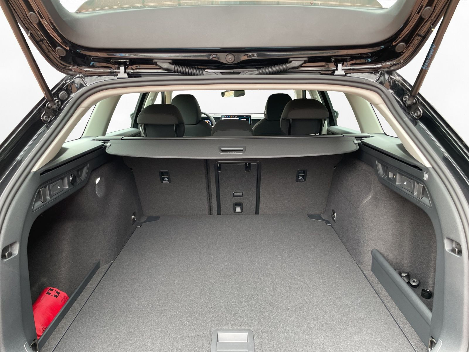 Volkswagen - Passat_14