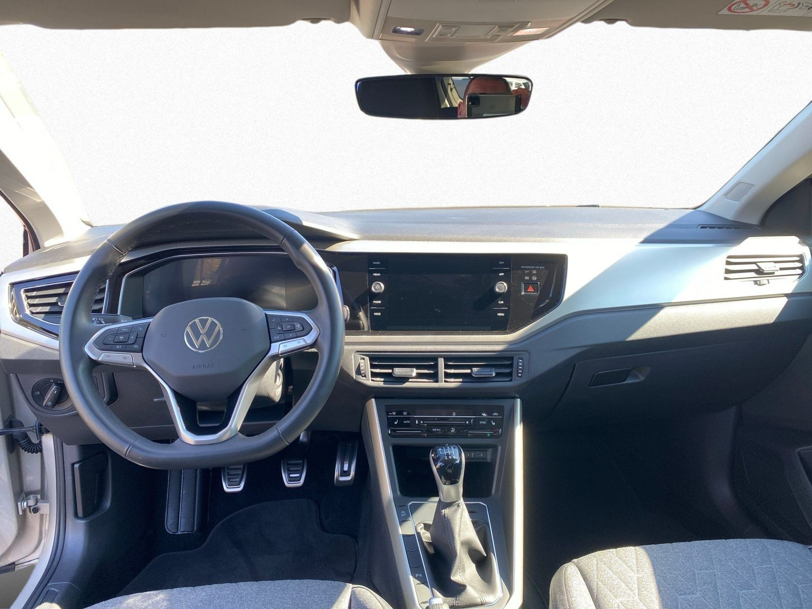 Volkswagen - Taigo_13