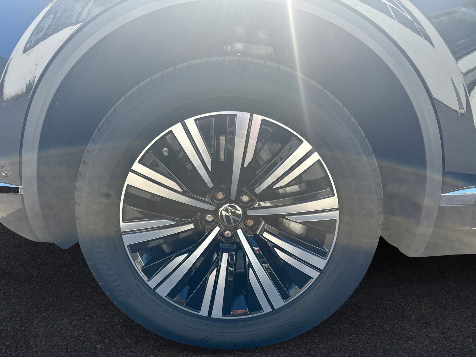 Volkswagen - Touareg_9