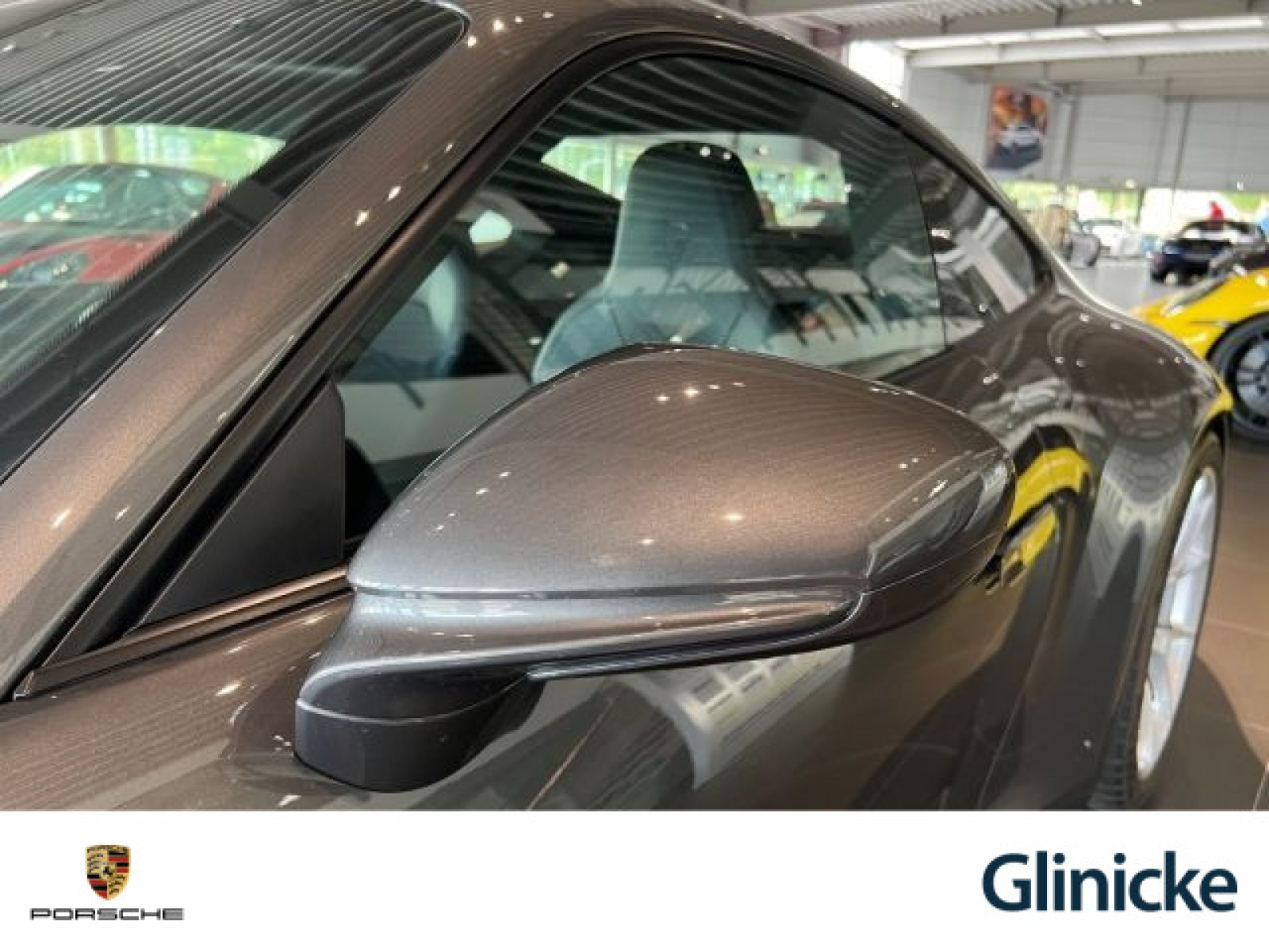 Porsche - 992_9