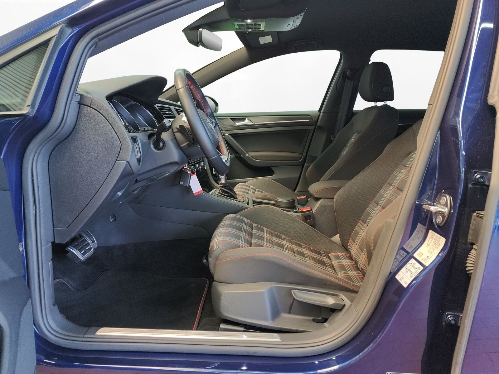 Volkswagen - Golf GTI_2