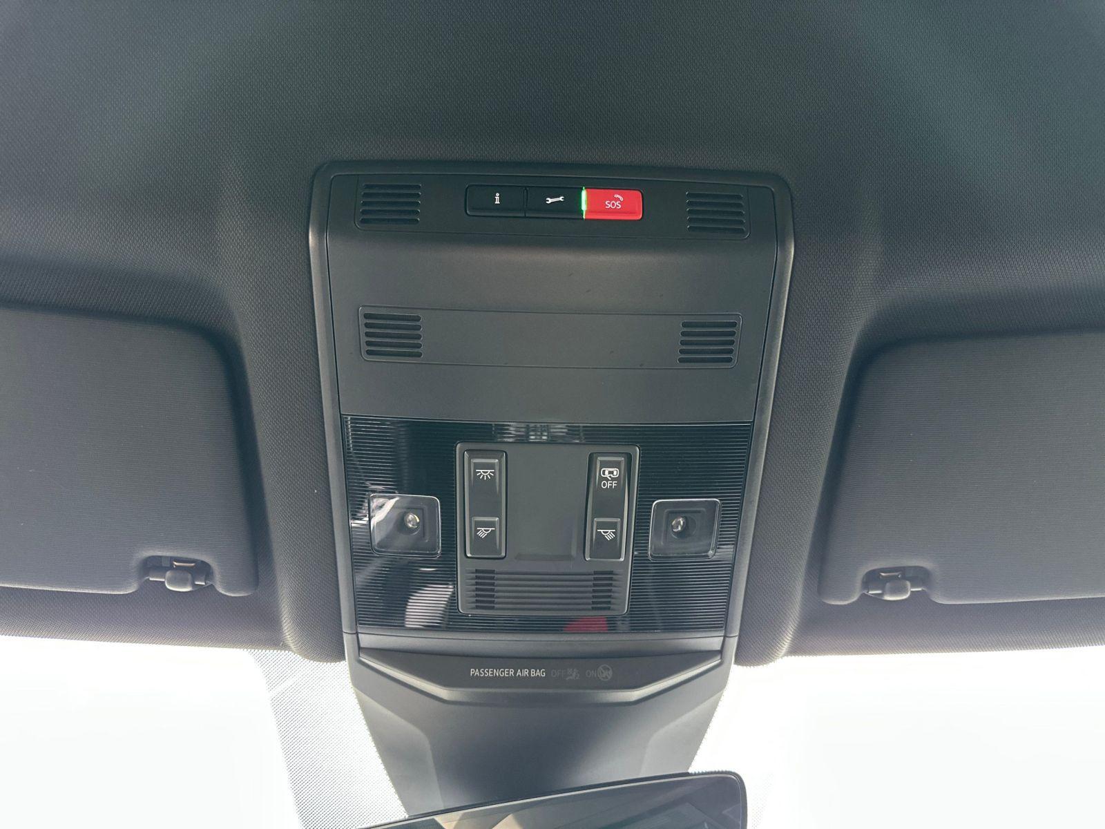 Volkswagen - T-Roc_19