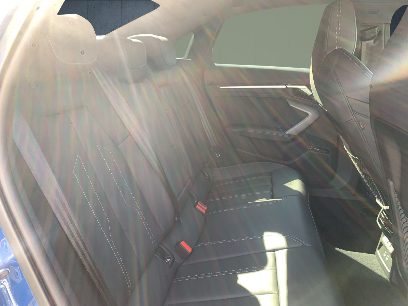 Audi - S3 Limousine_19