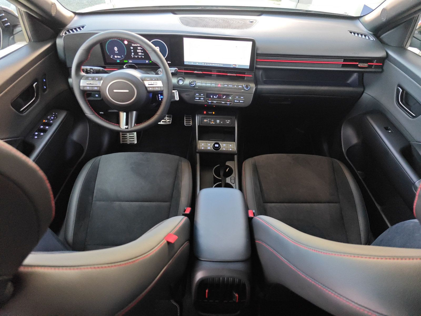 Hyundai - Kona_10