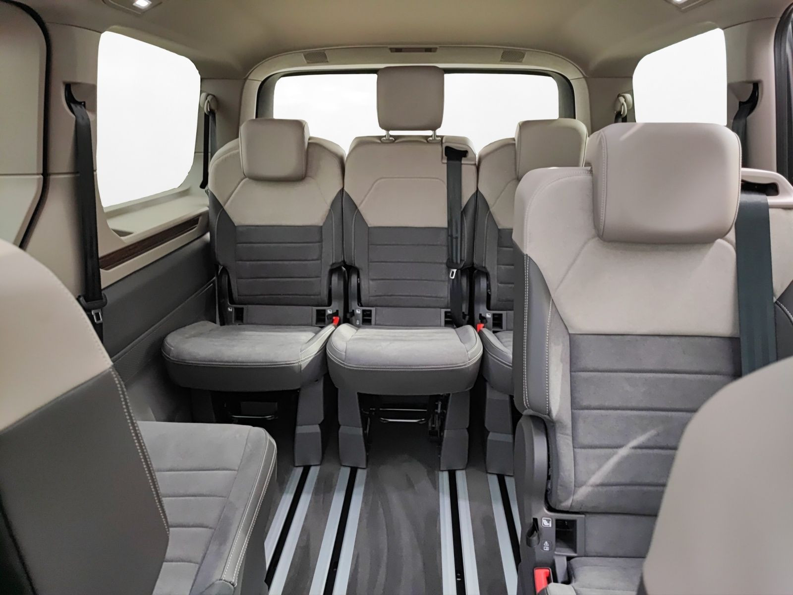 Volkswagen - Multivan_4