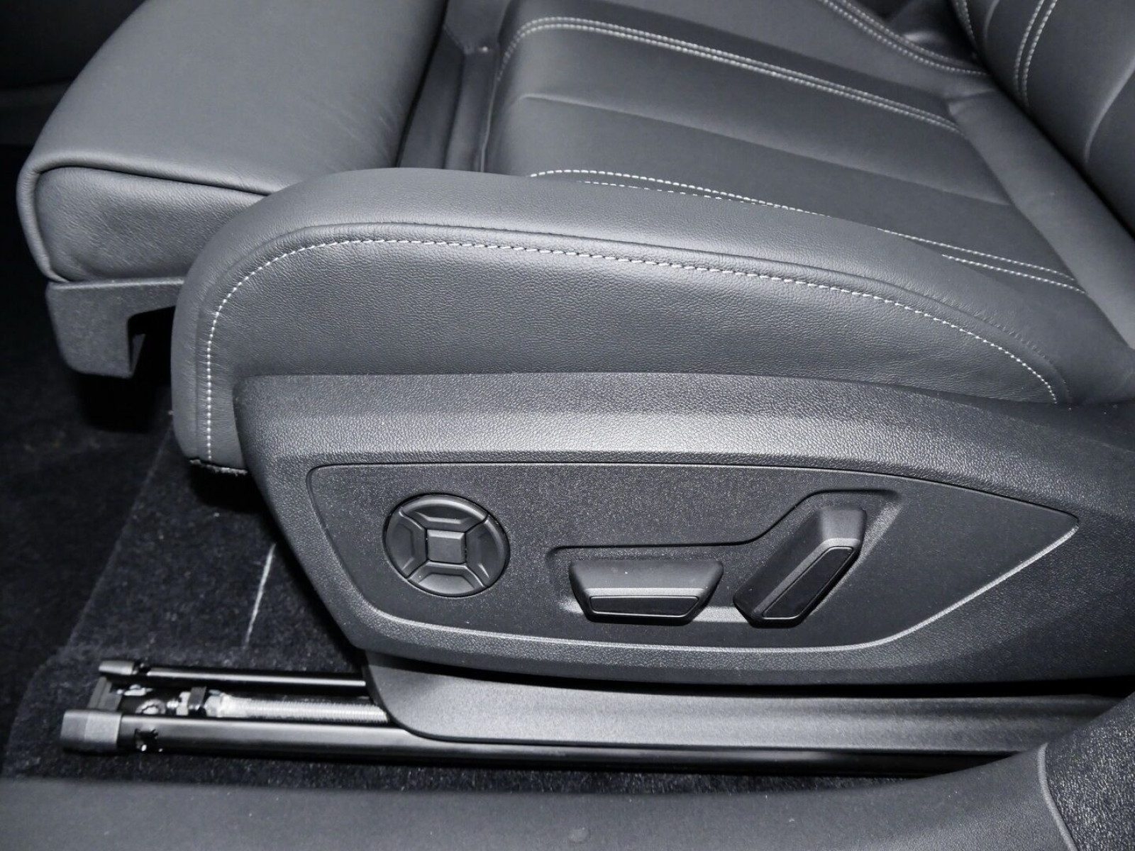 Audi - Q4 Sportback e-tron_15