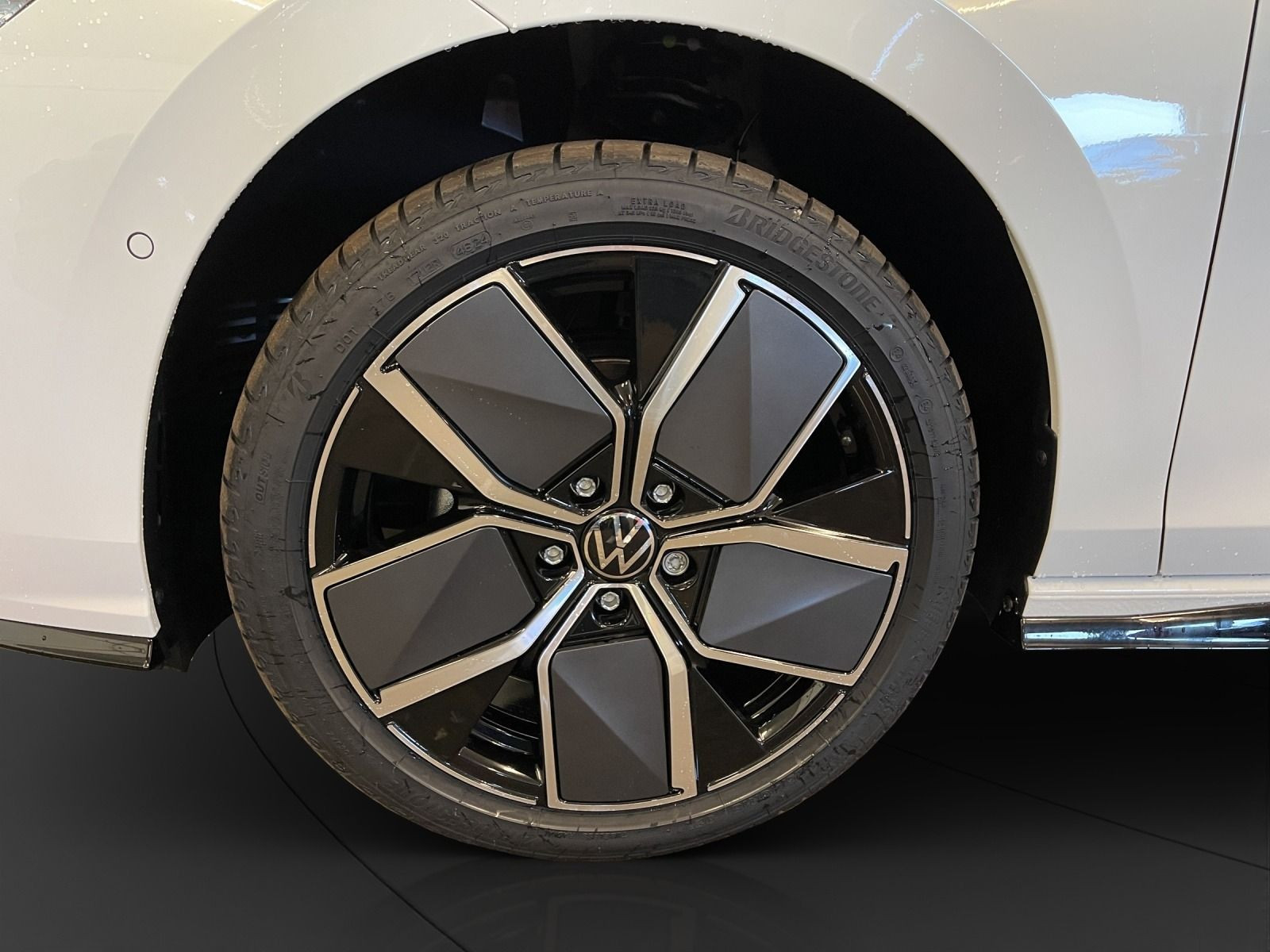 Volkswagen - Golf_7