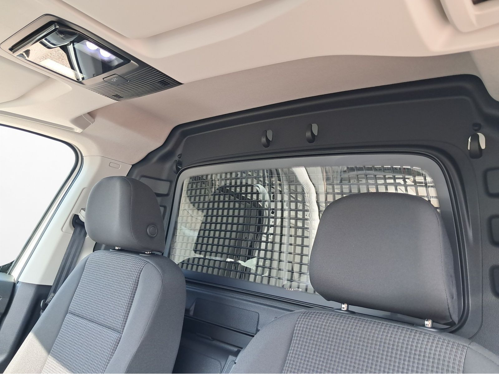 Volkswagen - Caddy Cargo_11