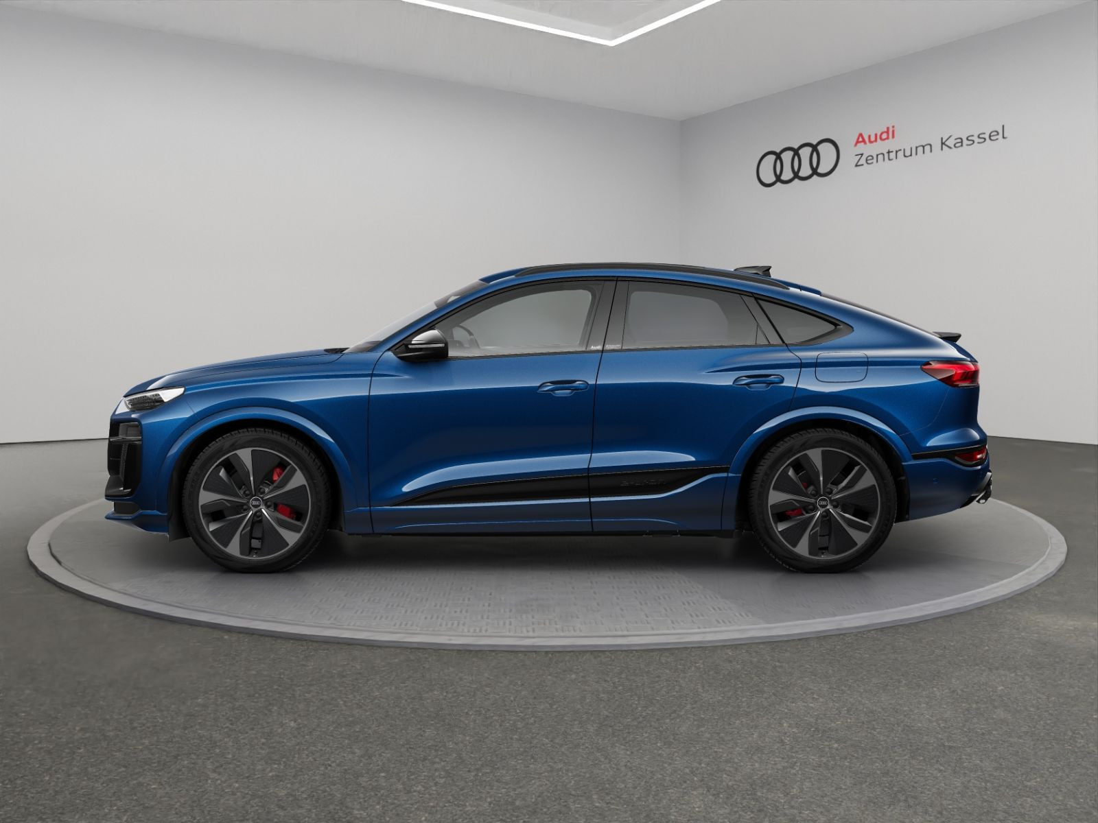 Audi - SQ6 SUV e-tron_4