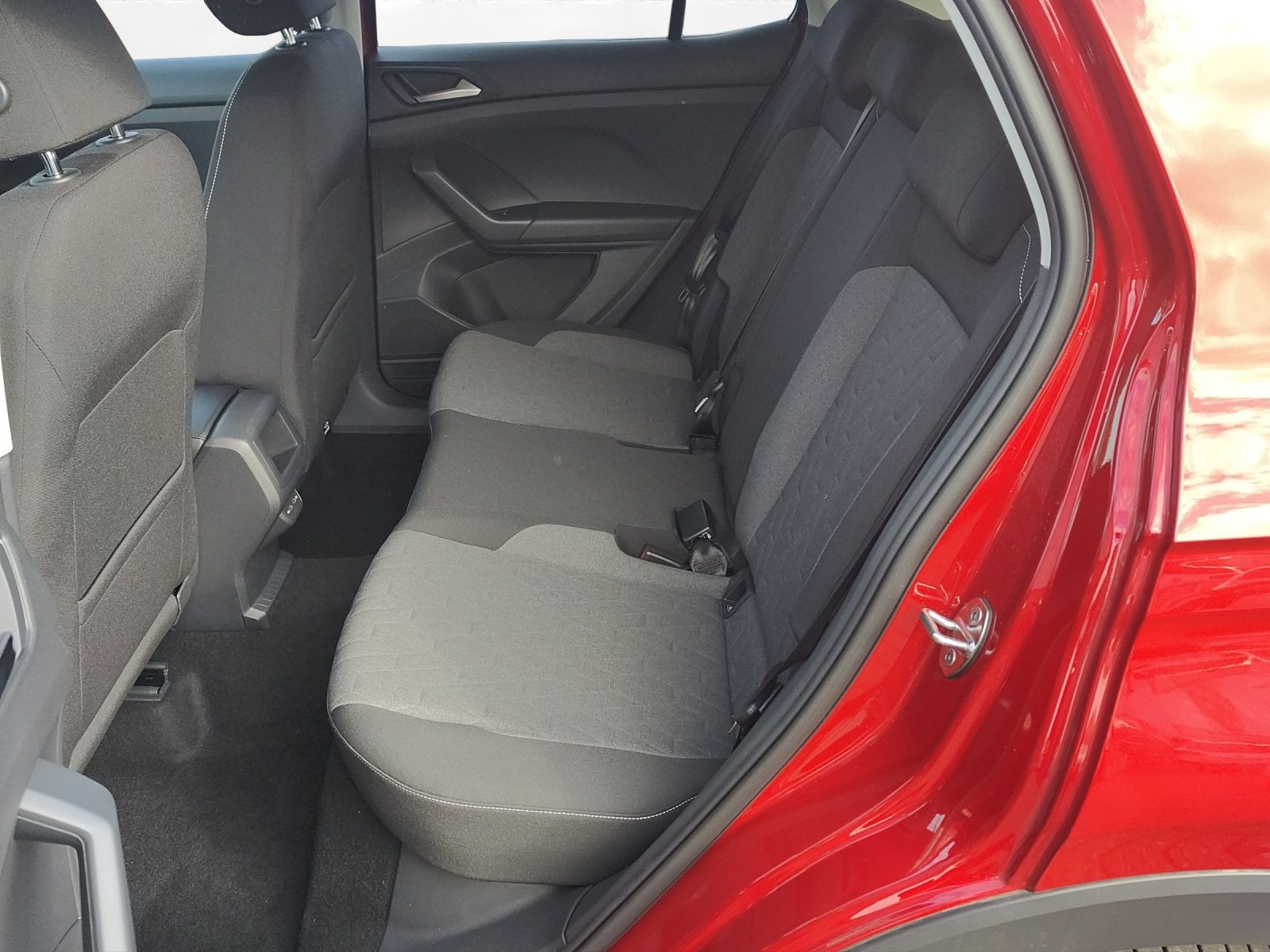 Volkswagen - T-Cross_6