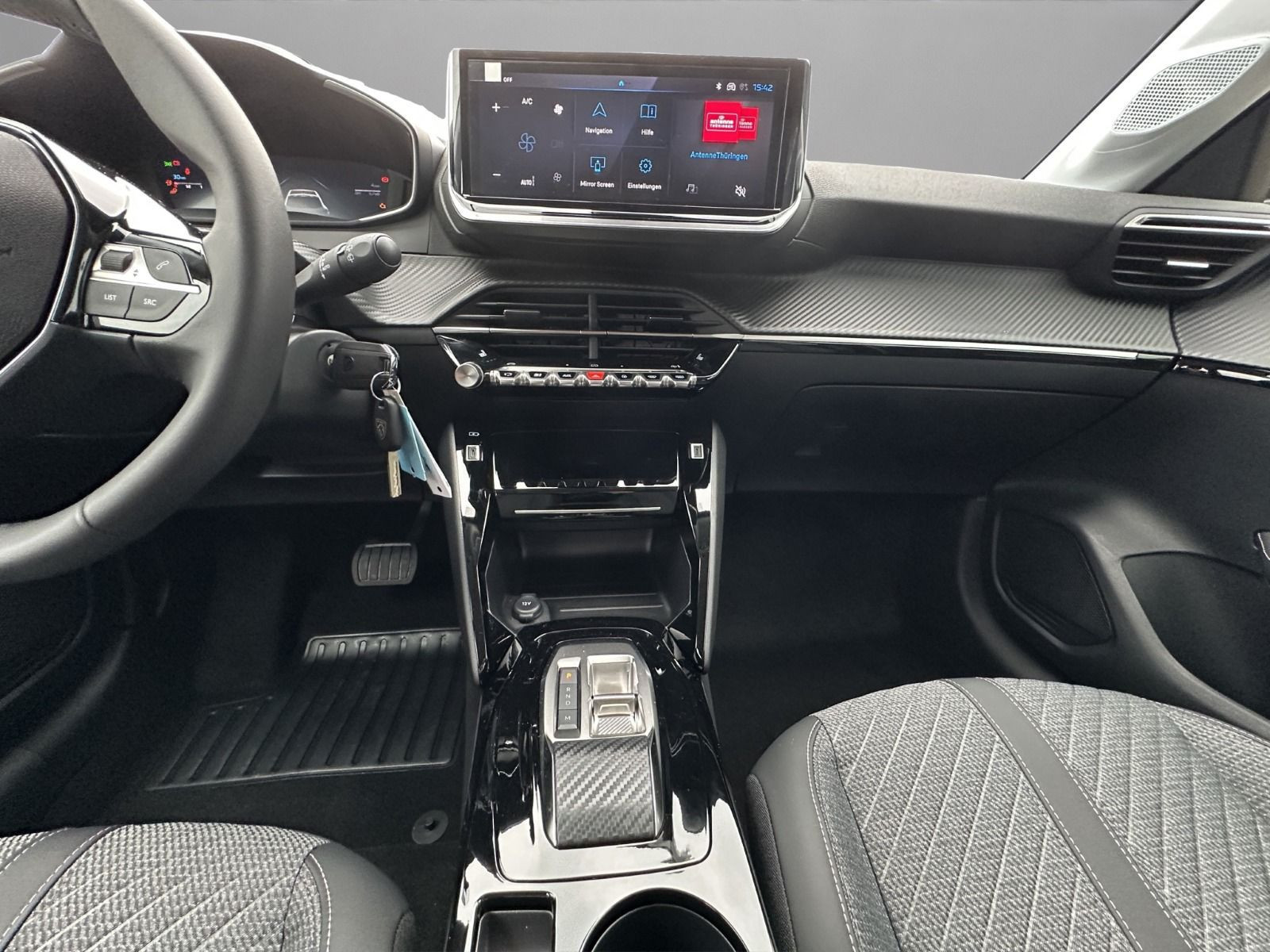 Peugeot - 208_14