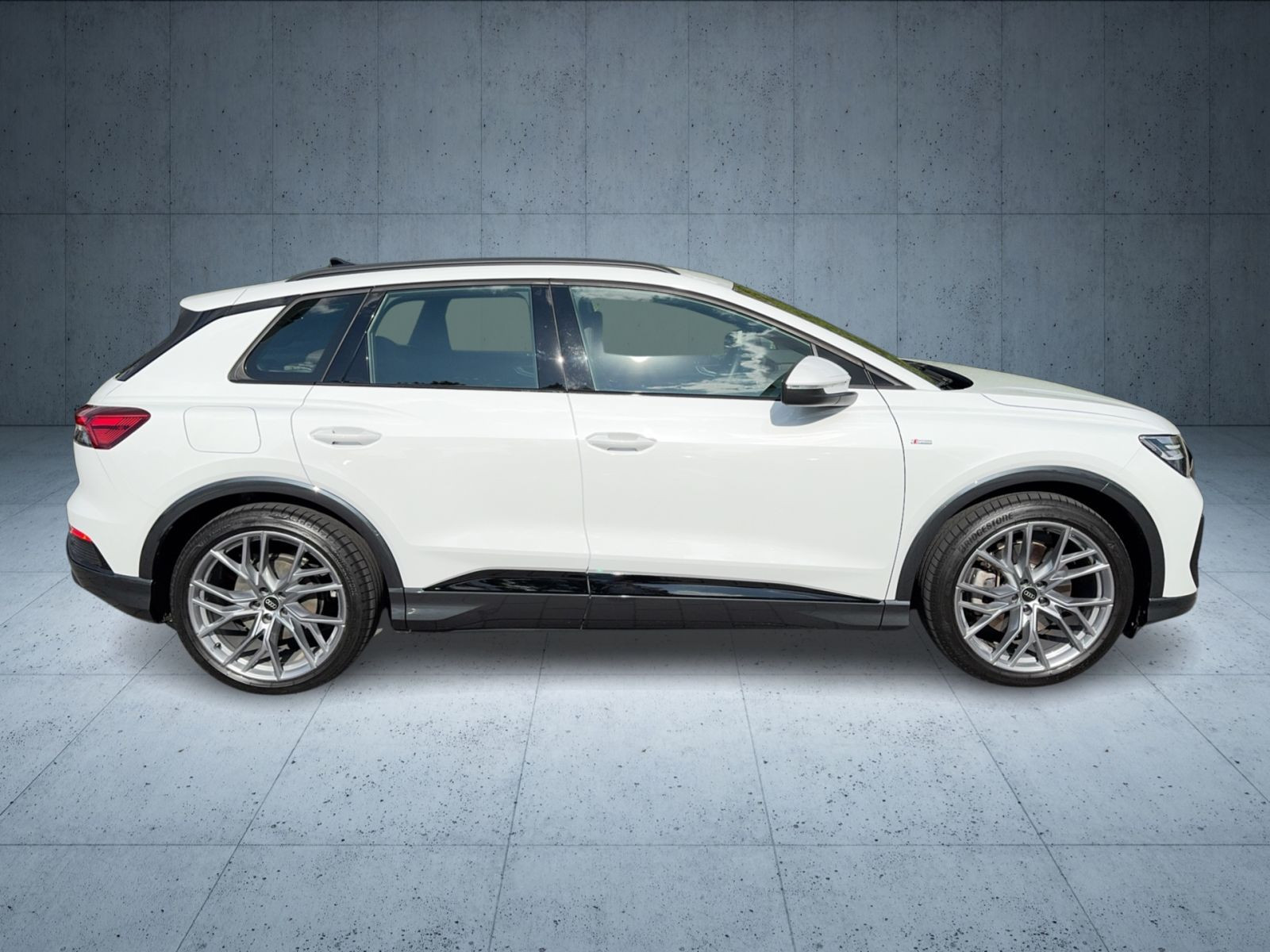 Audi - Q4 e-tron_6 Audi - Q4 e-tron_6