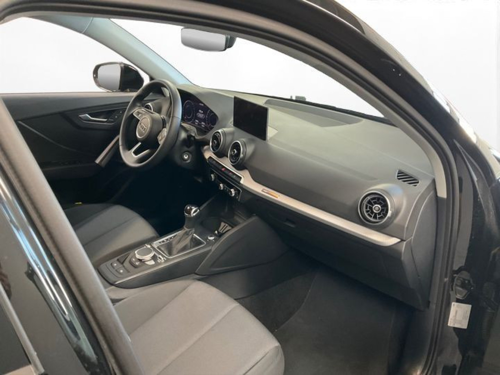 Audi - Q2_5