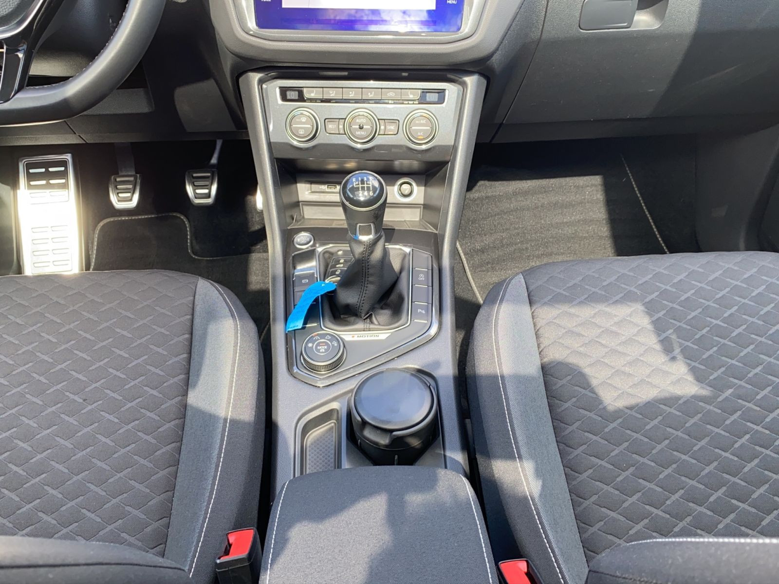 Volkswagen - Tiguan_17