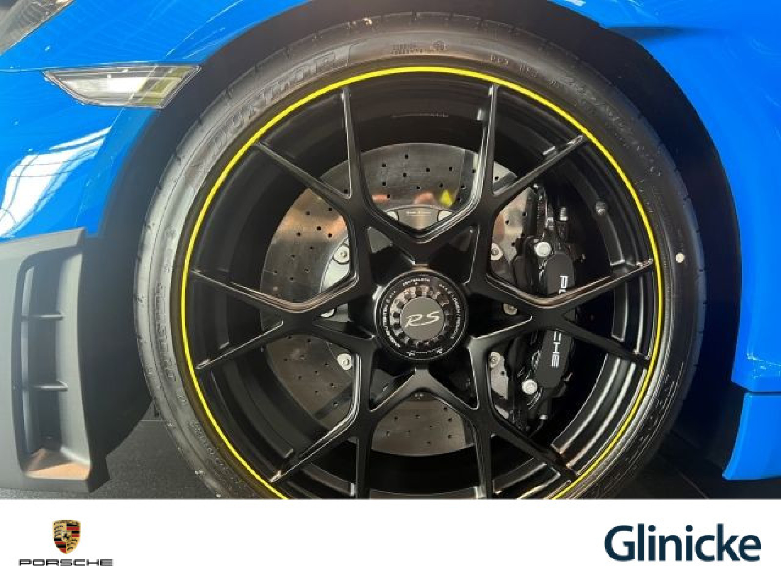 Porsche - 718 Spyder_10