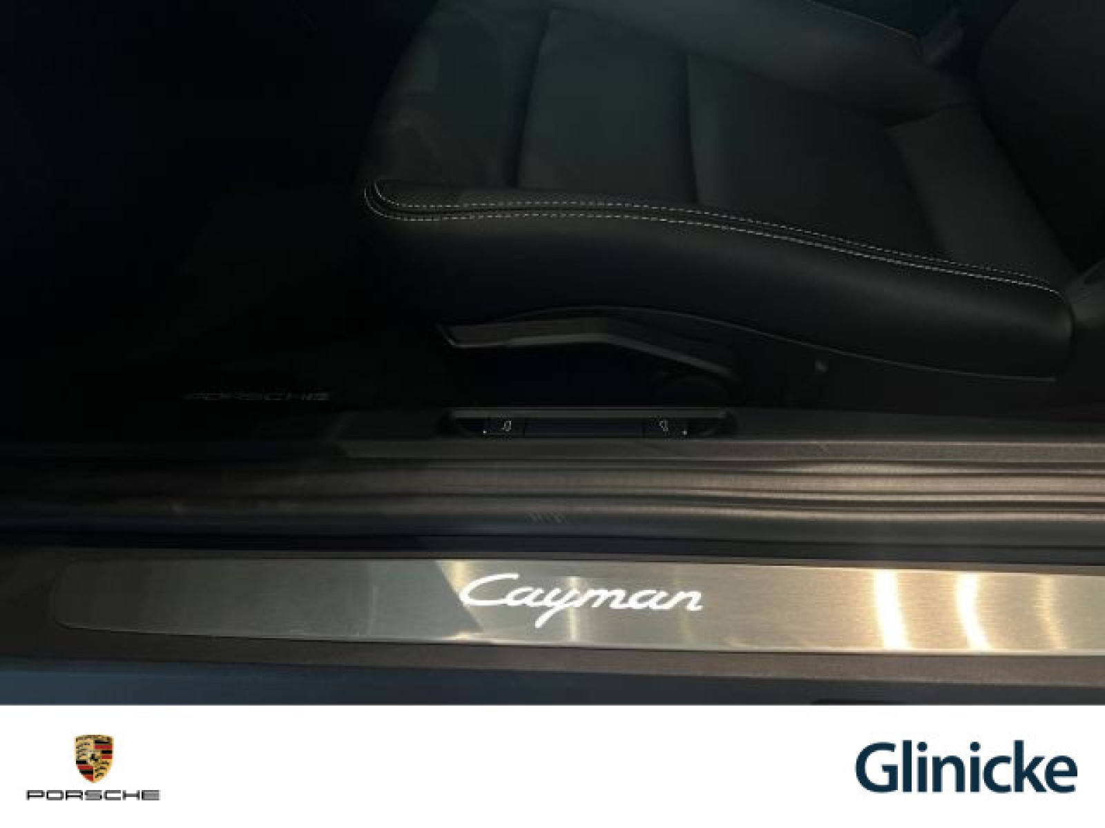 Porsche - Cayman_21