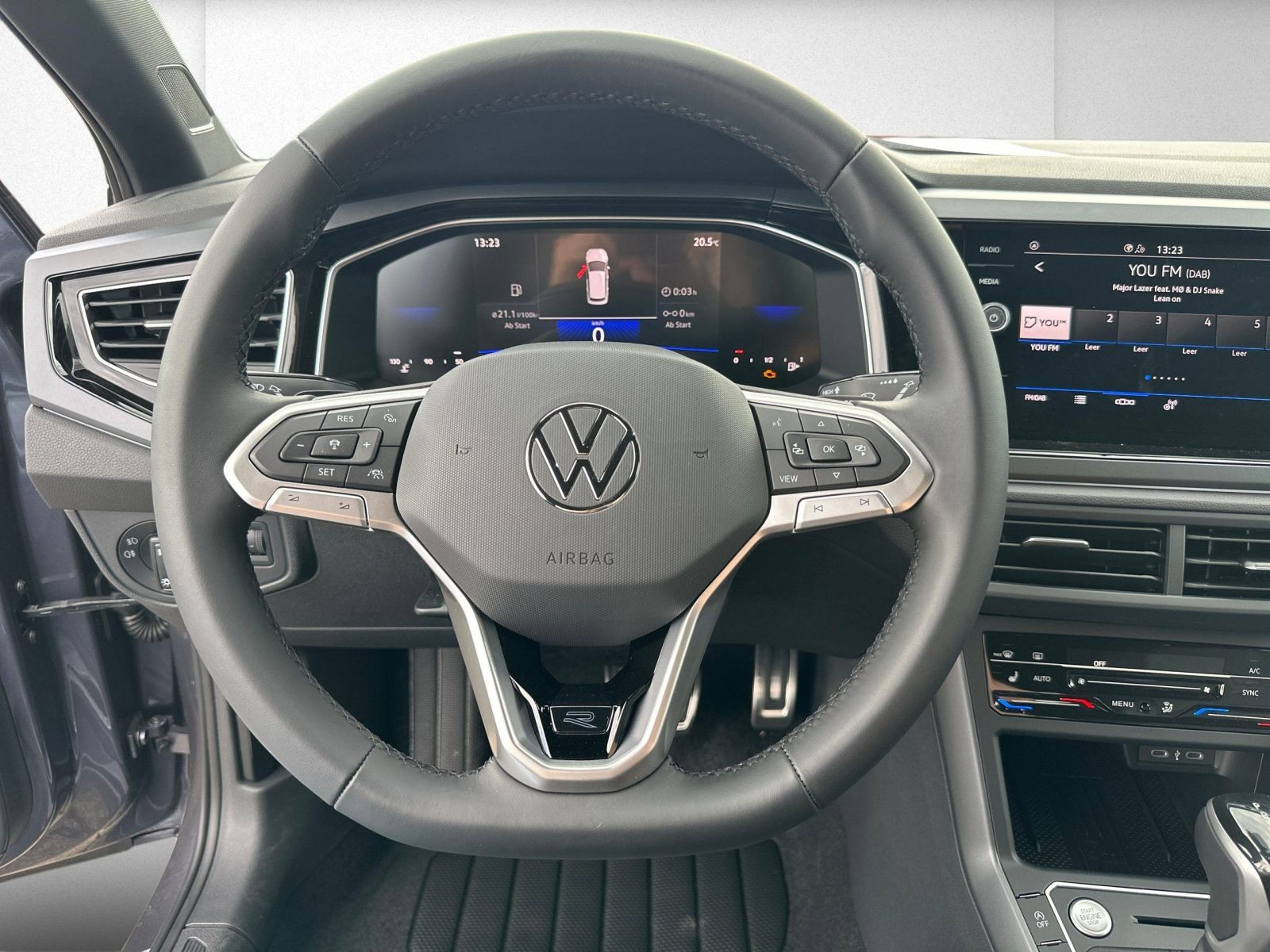 Volkswagen - Polo_13