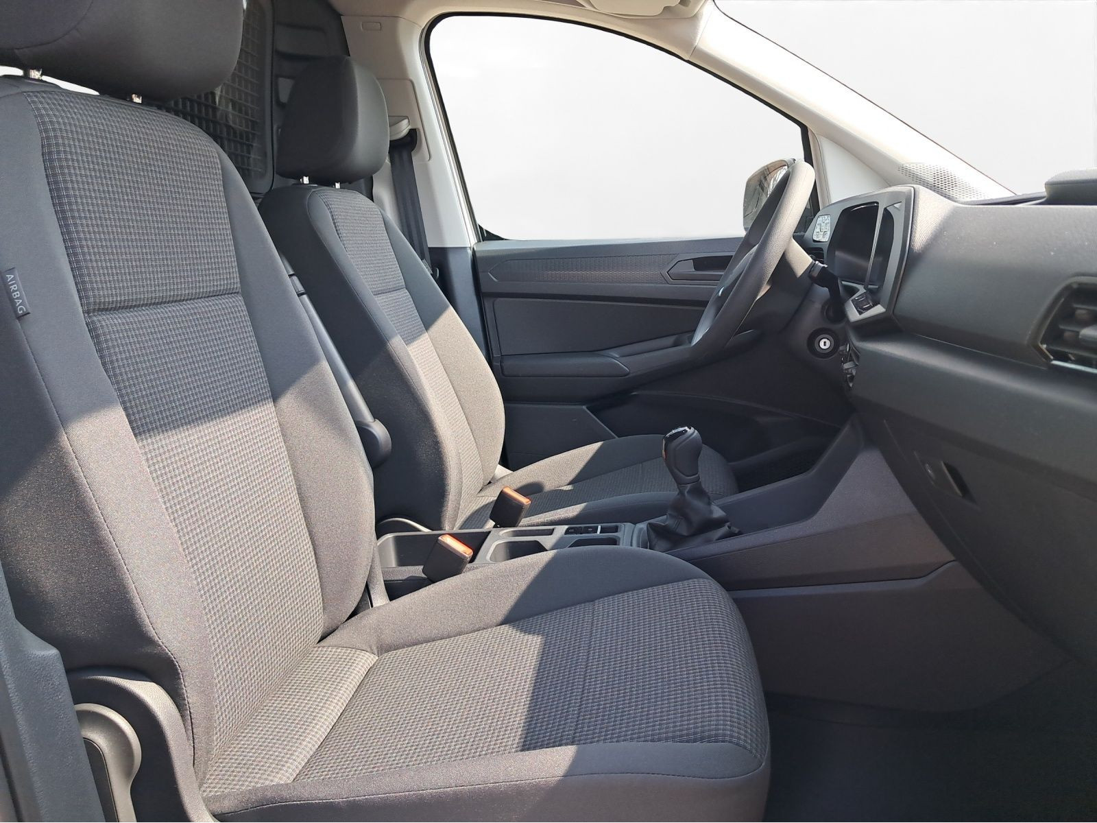 Volkswagen - Caddy Cargo_9
