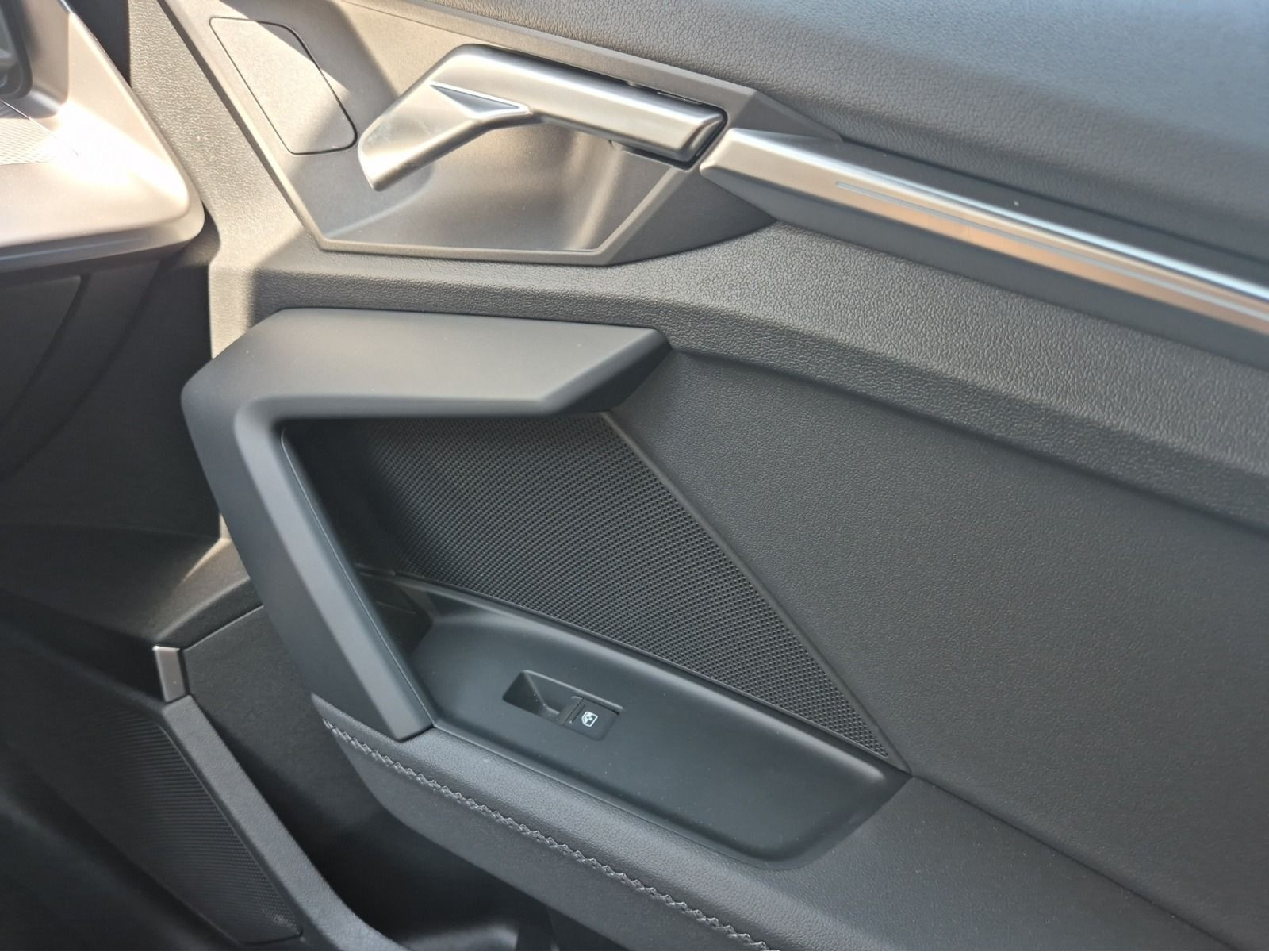 Audi - A3 Limousine_19