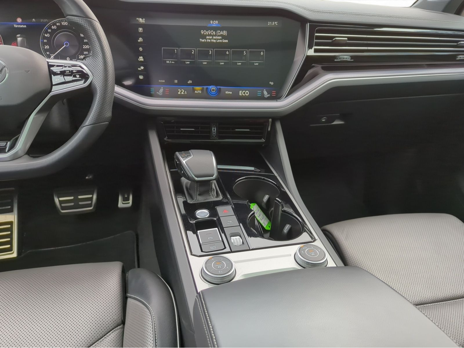 Volkswagen - Touareg_7
