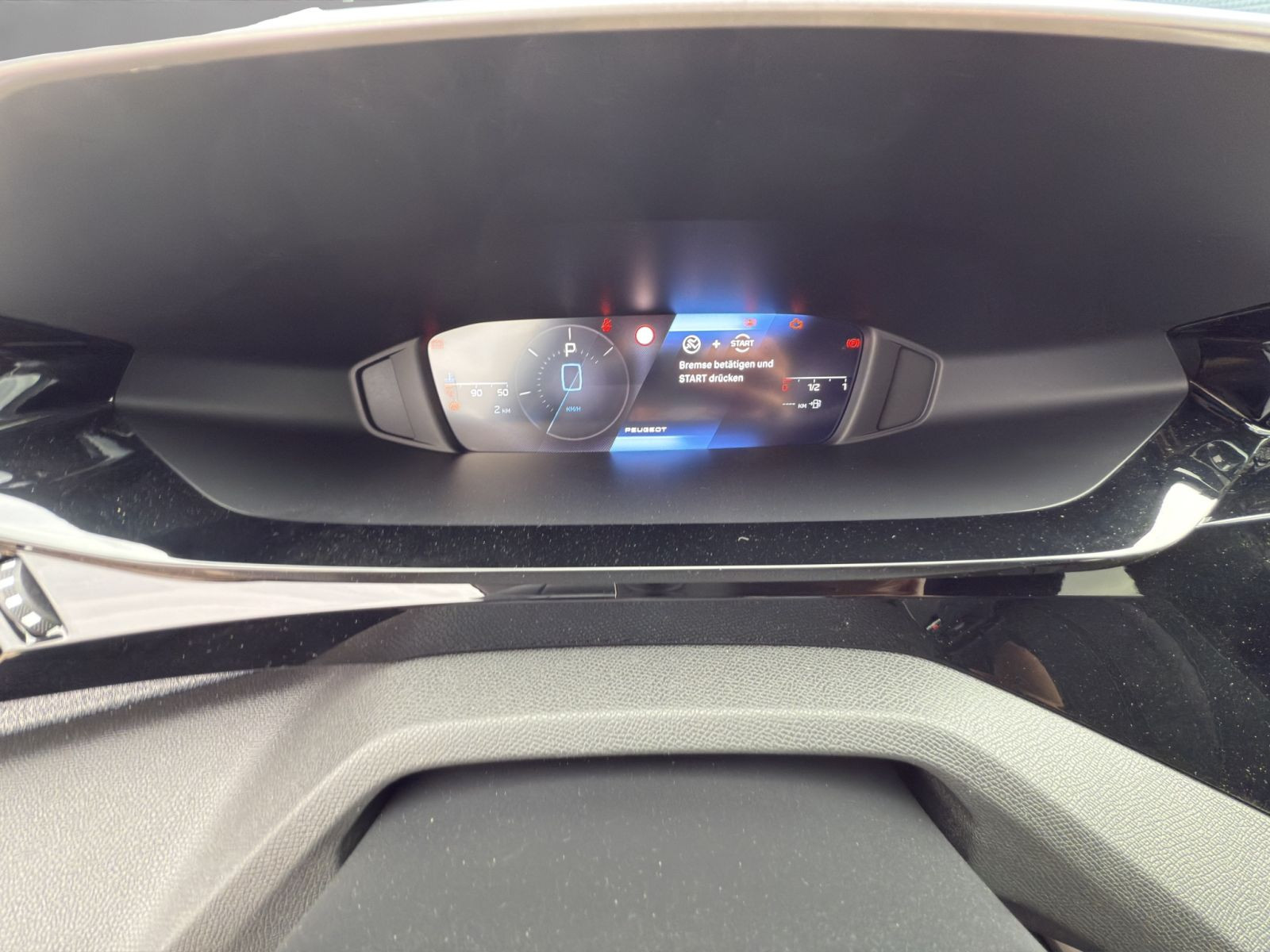 Peugeot - 308_11
