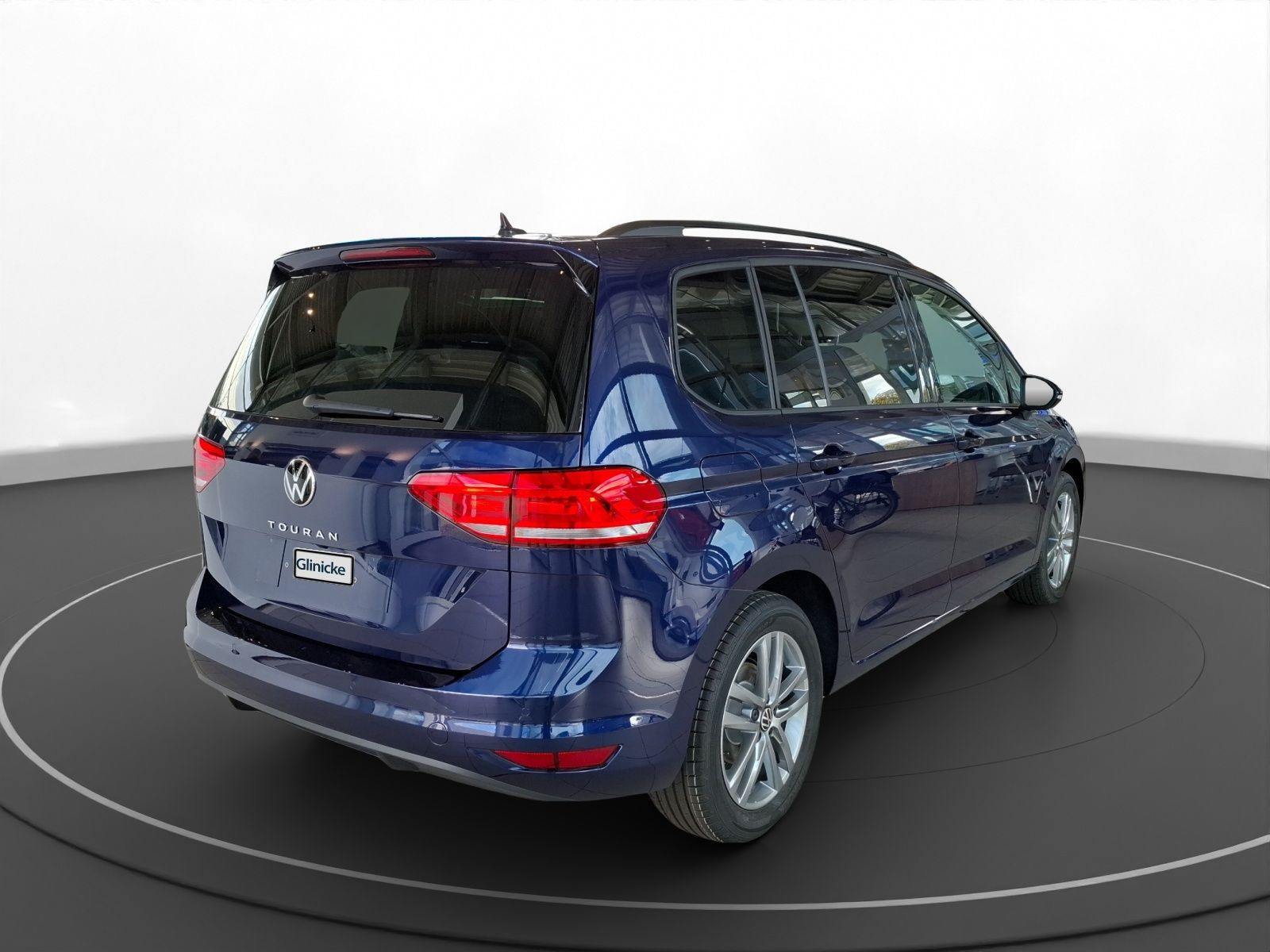 Volkswagen - Touran_11