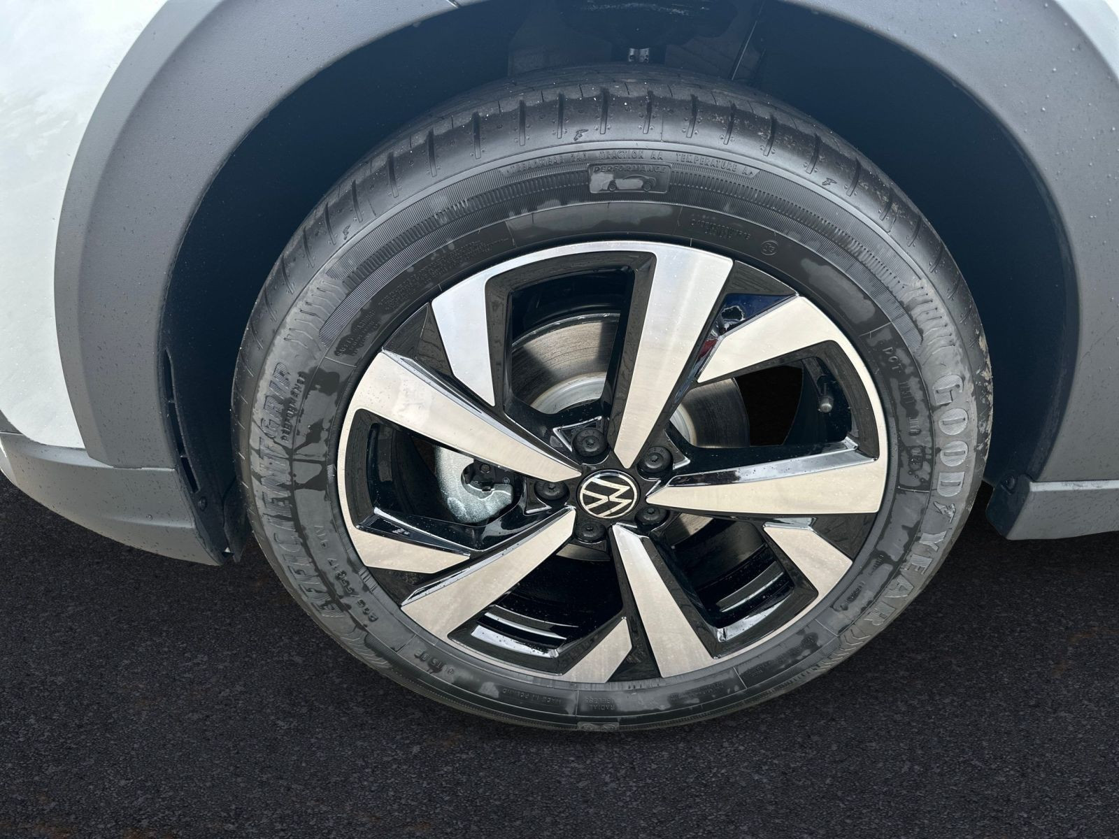 Volkswagen - Taigo_9