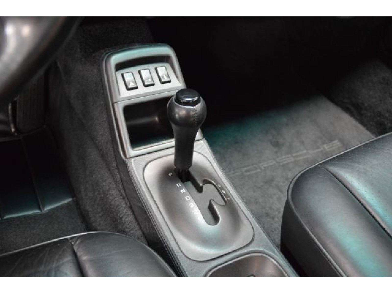 Porsche - 964_20
