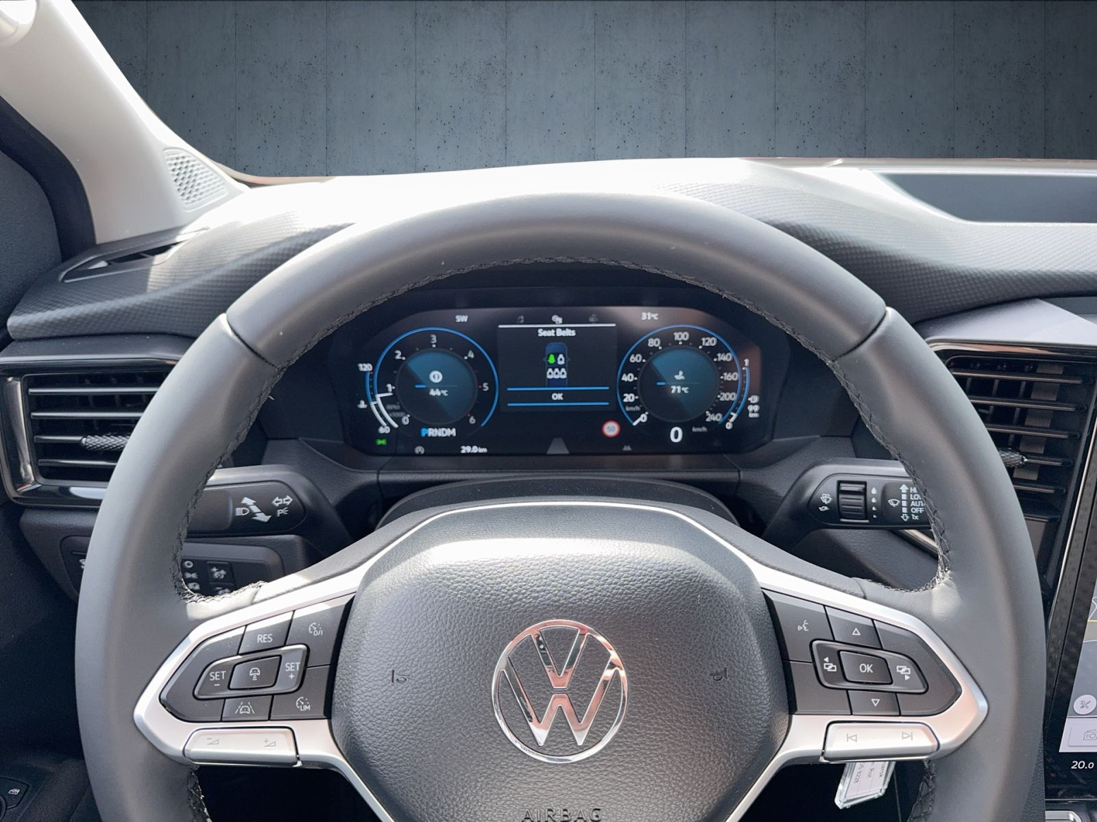 Volkswagen - Amarok_11