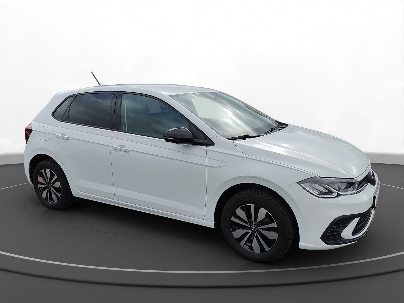 Volkswagen - Polo_12