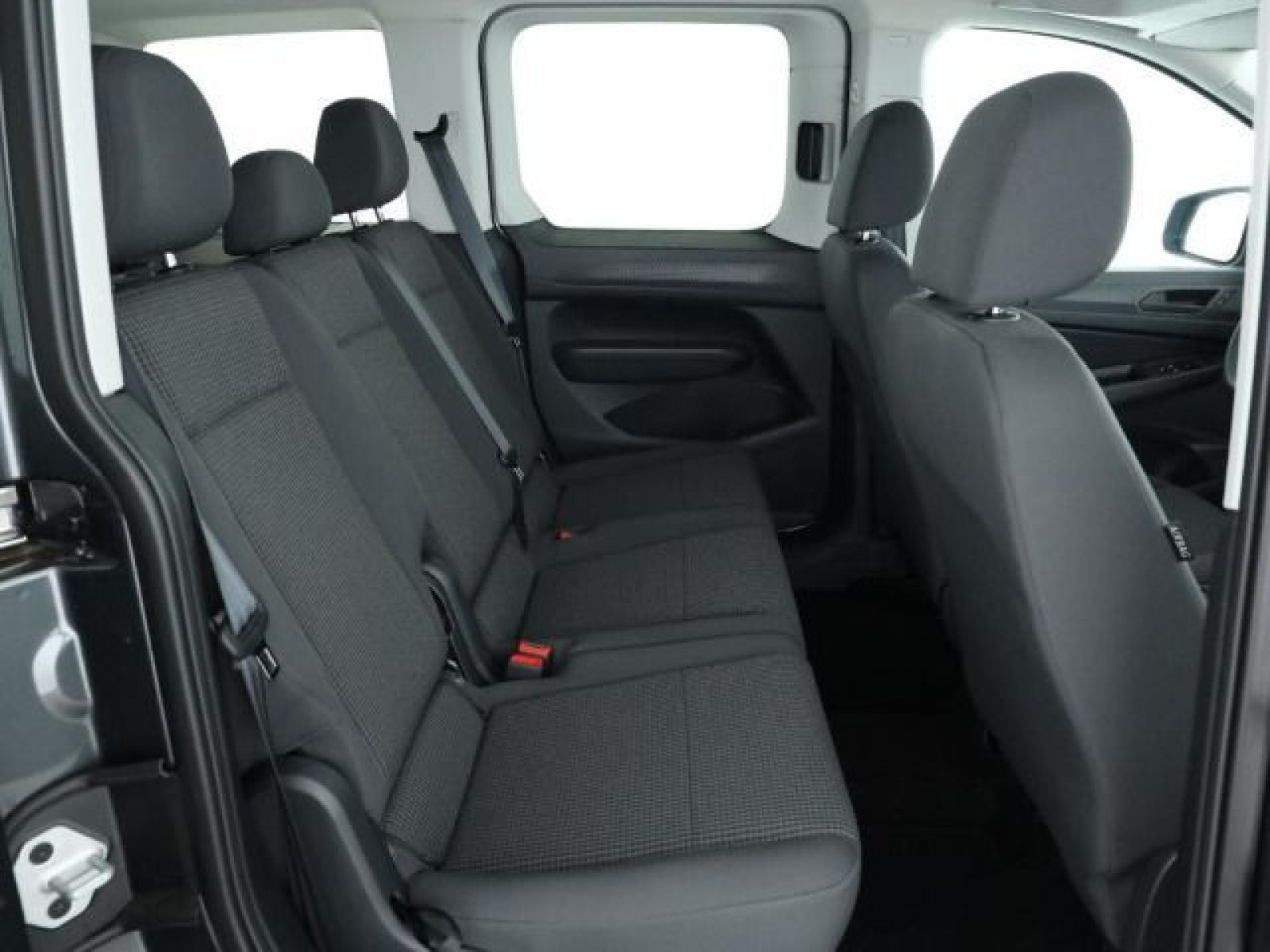 Volkswagen - Caddy_9